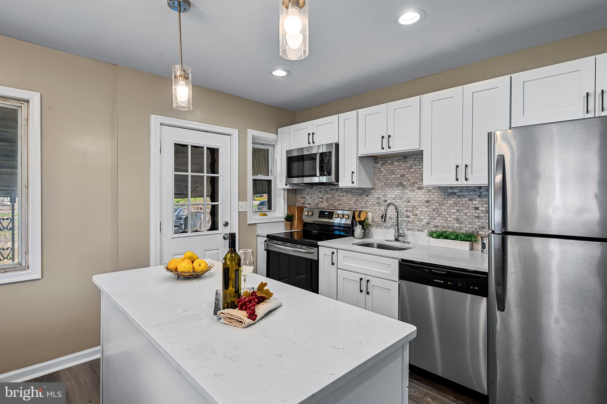 GRAY MANOR HOMES - Residential