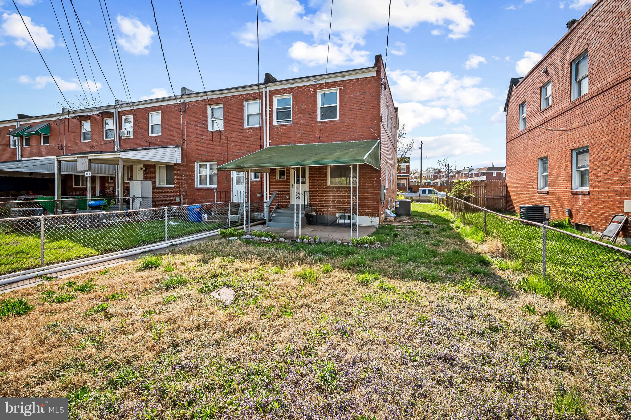 GRAY MANOR HOMES - Residential