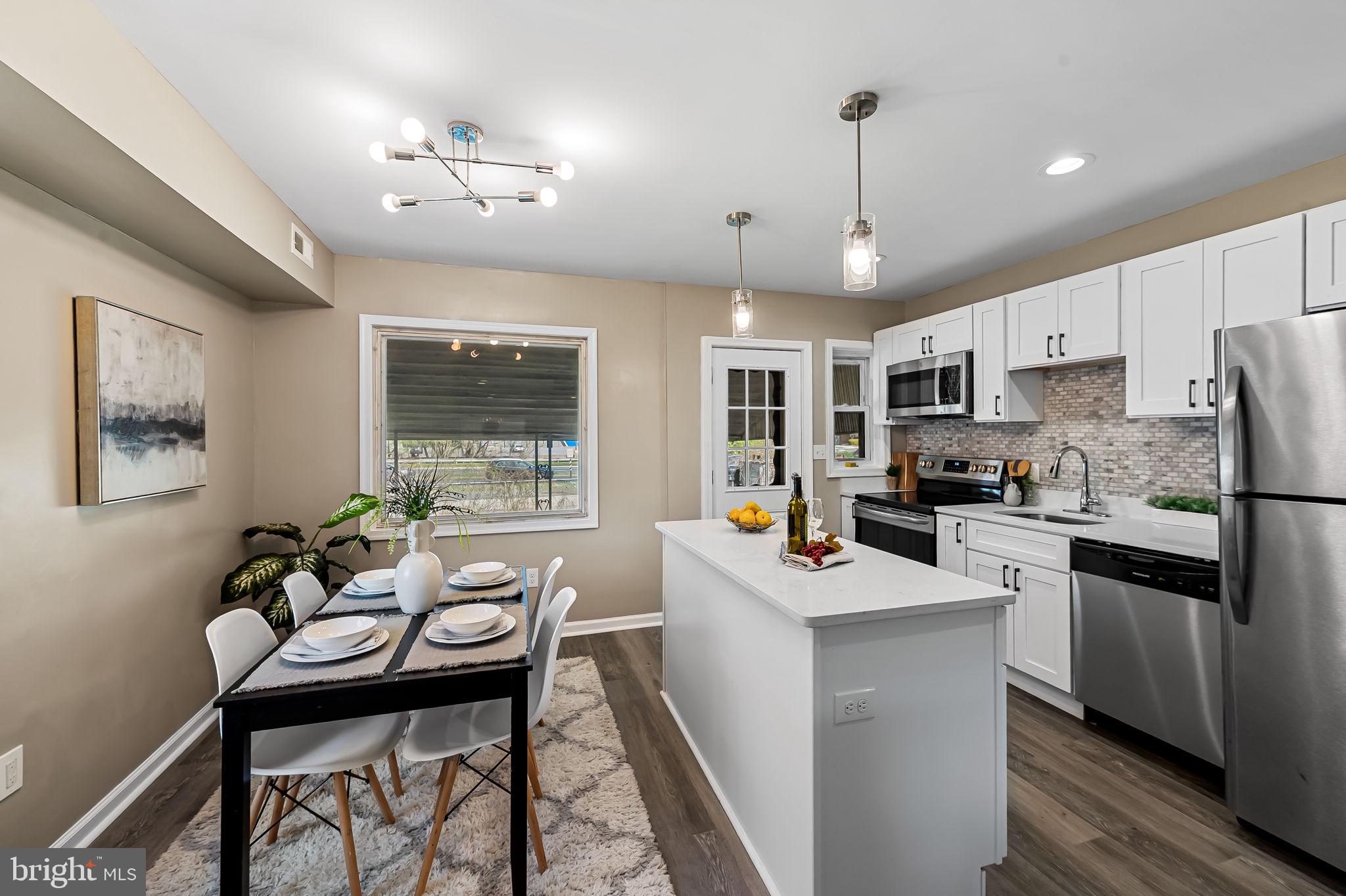 GRAY MANOR HOMES - Residential