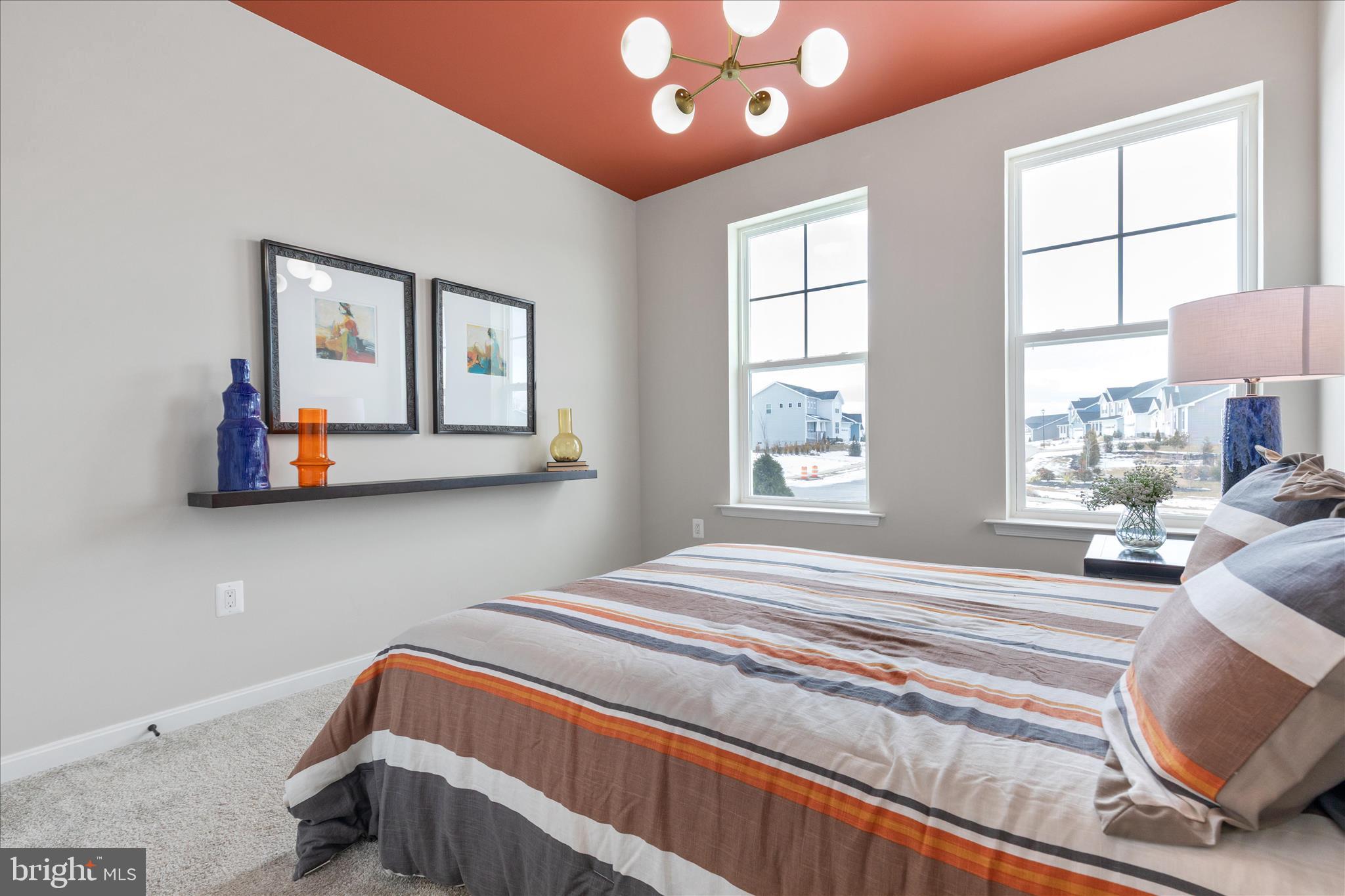 ABRAMS POINTE - Residential