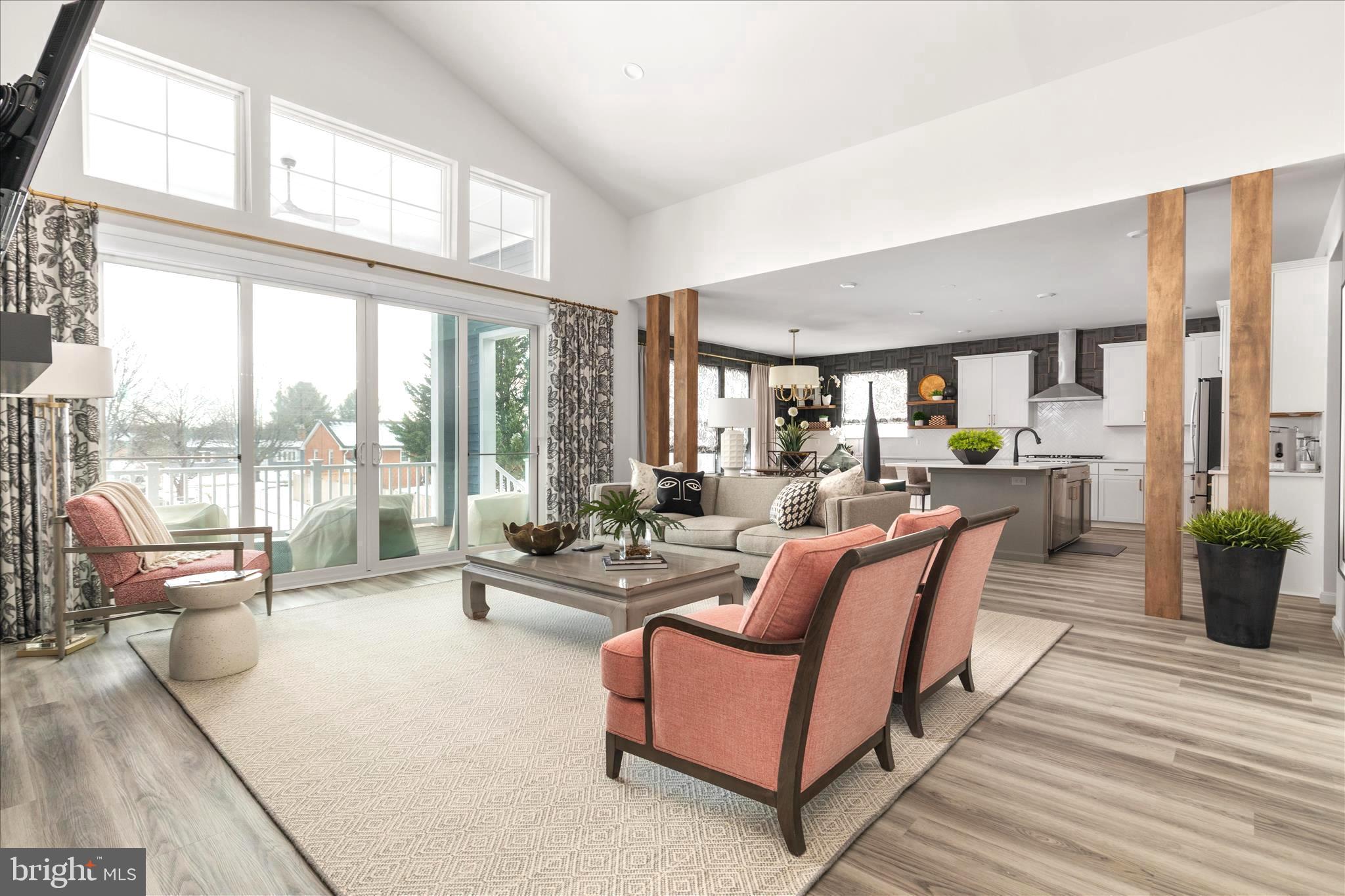 ABRAMS POINTE - Residential