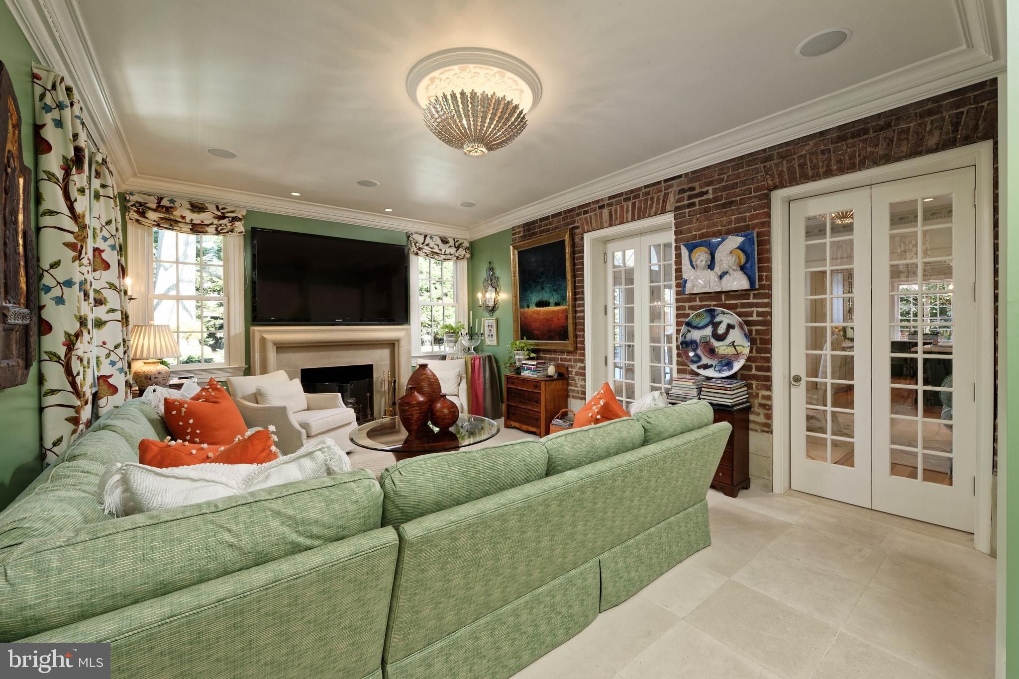 OLD TOWN - Residential