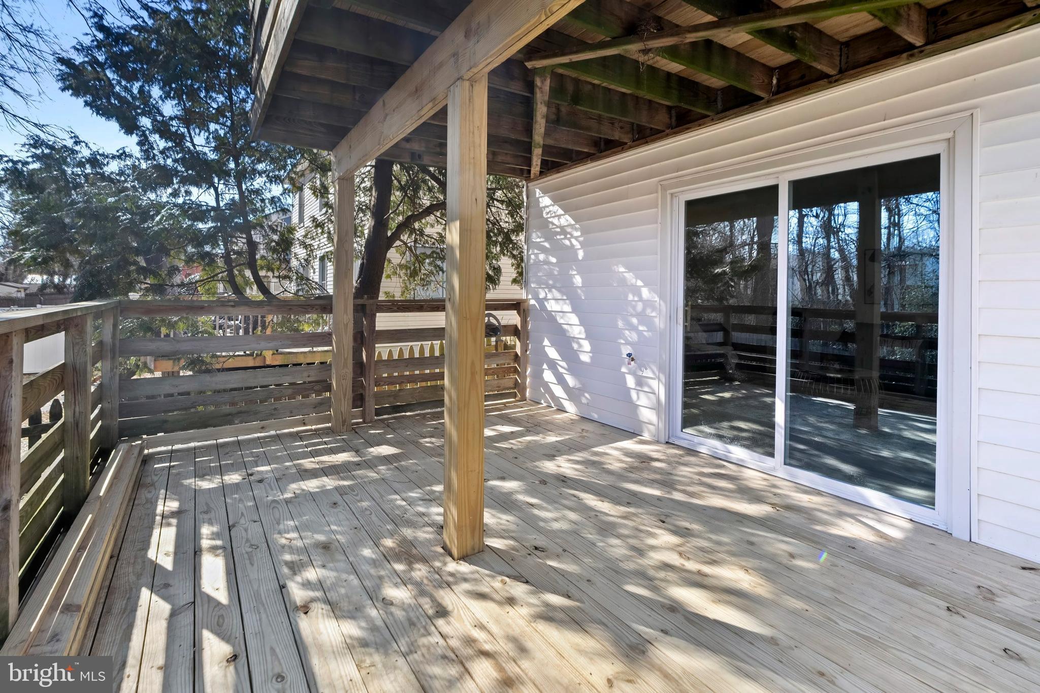 HARBOUR OAKS - Residential