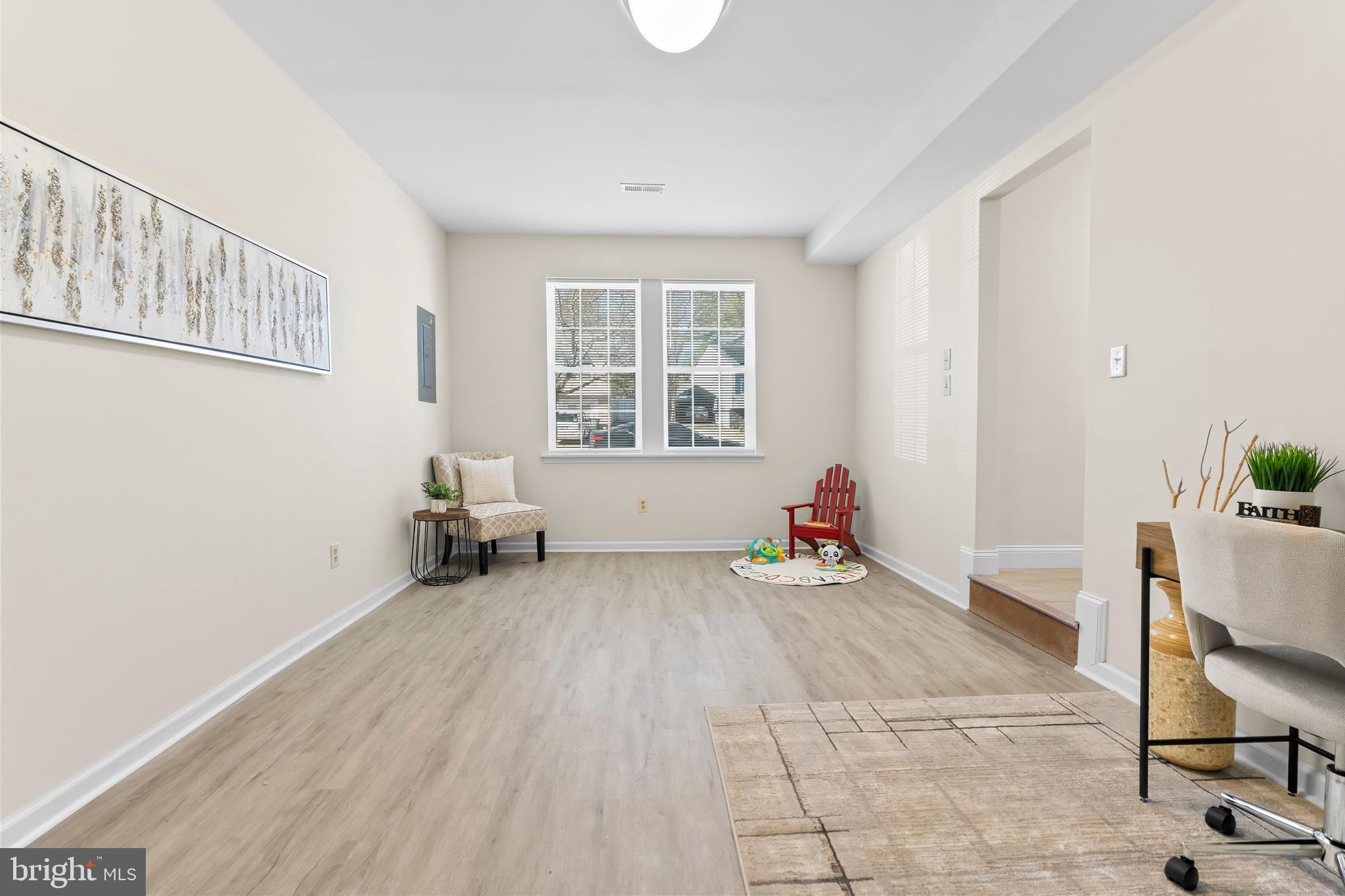 HARBOUR OAKS - Residential