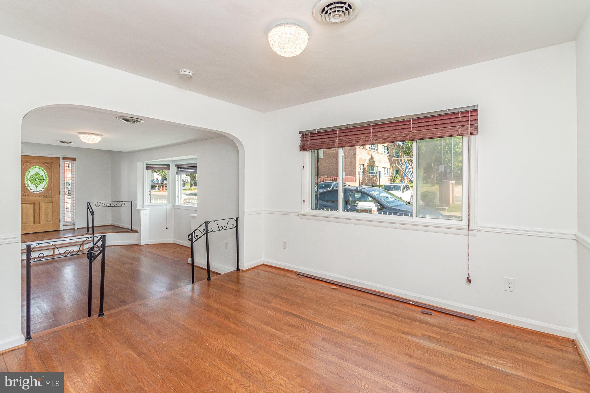 SOUTHGATE VALE - Residential Lease