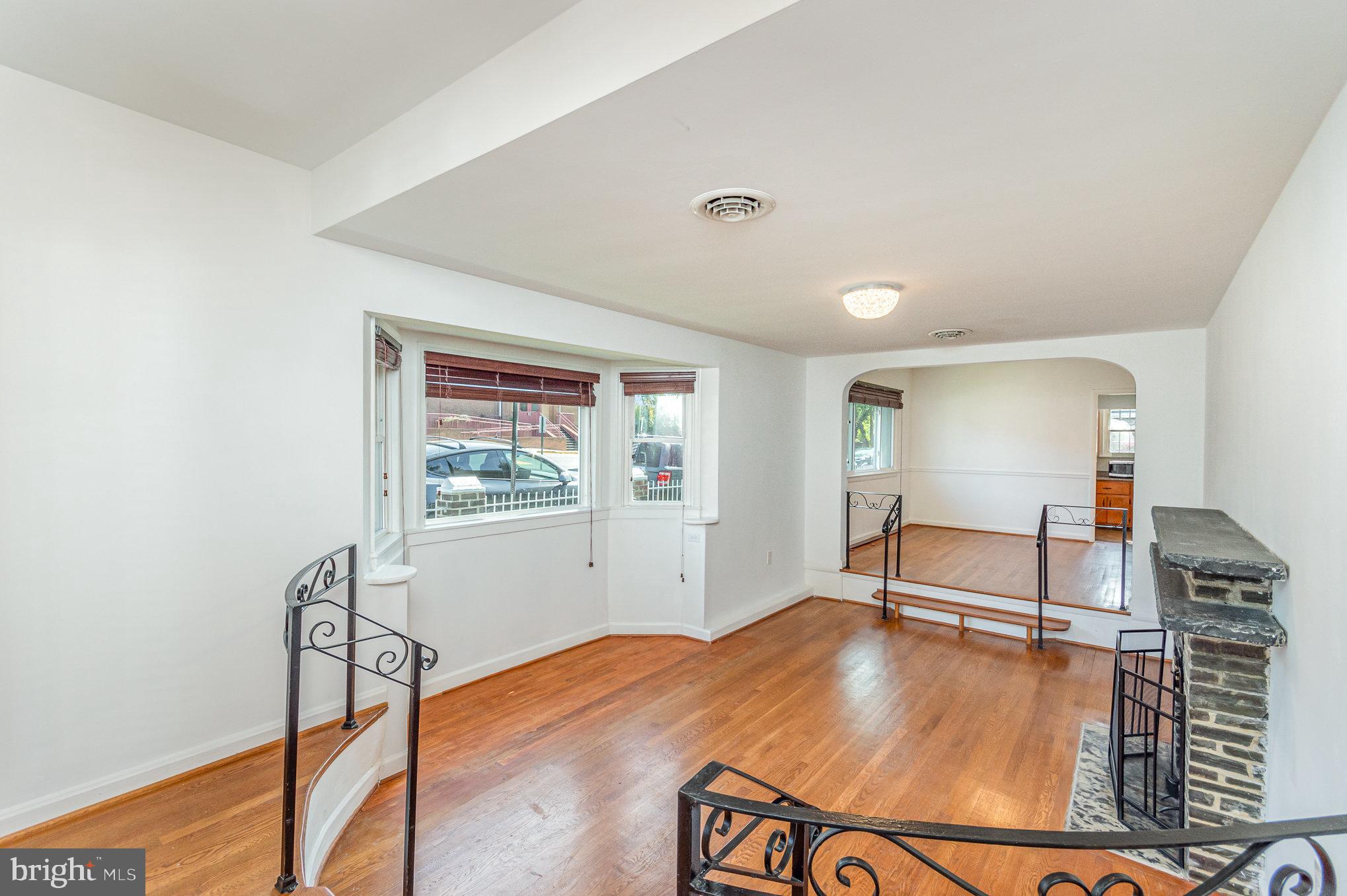 SOUTHGATE VALE - Residential Lease