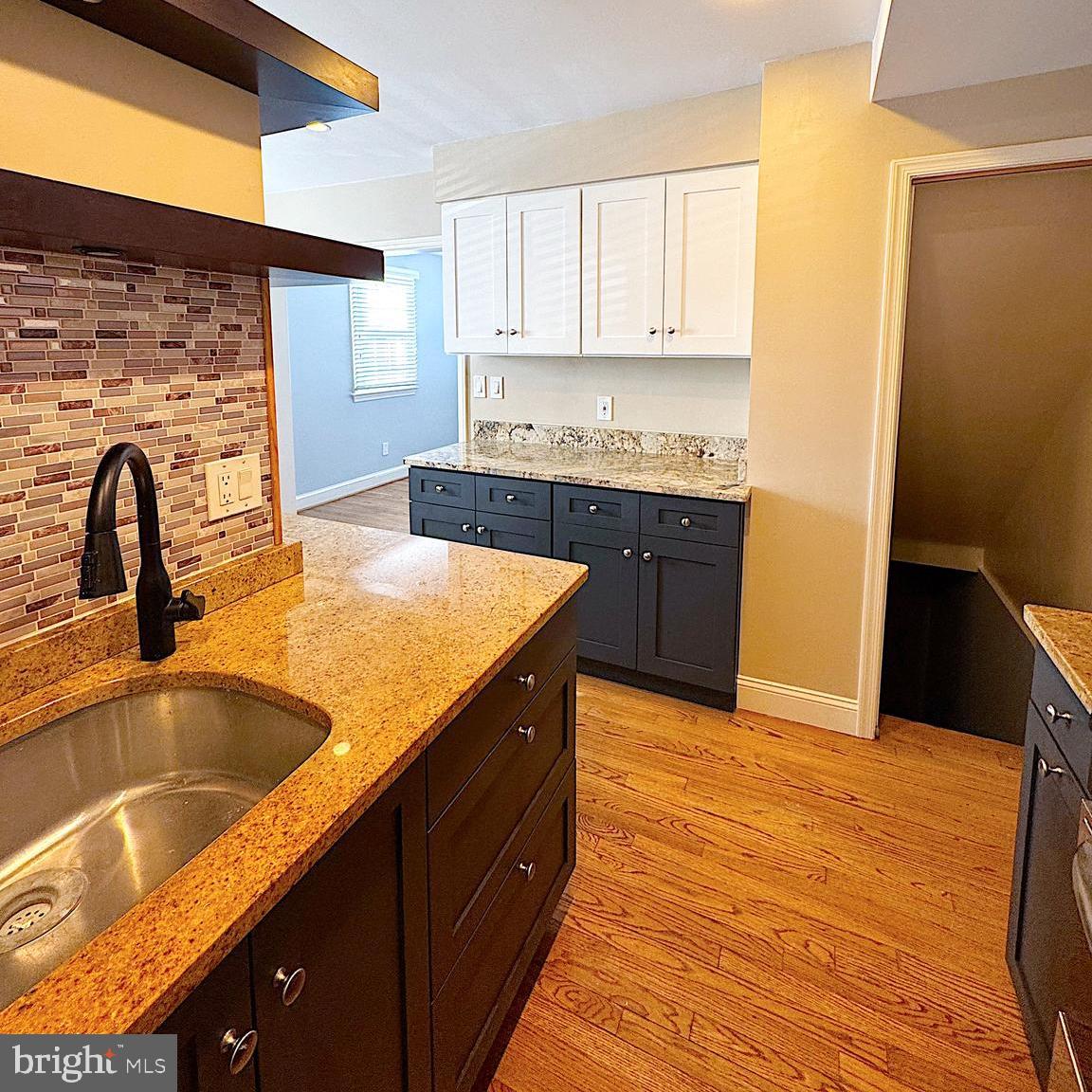 GLEBEWOOD - Residential Lease