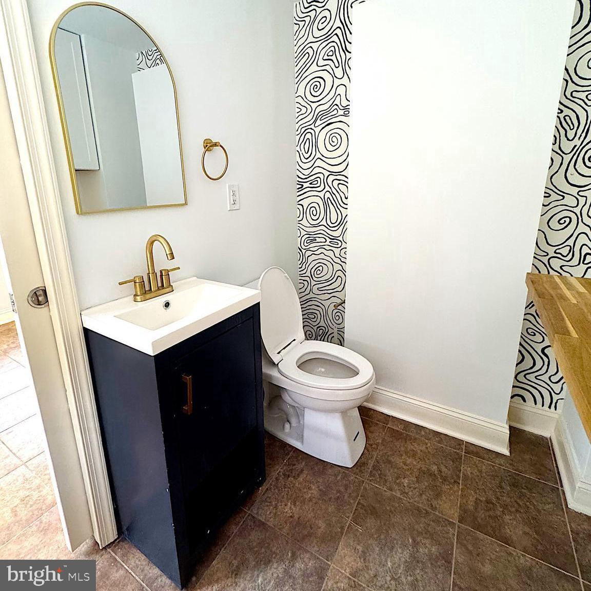 GLEBEWOOD - Residential Lease