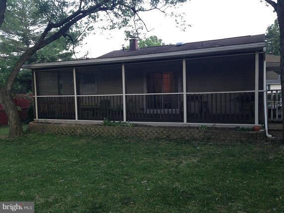 PLEASANTVILLE - Residential