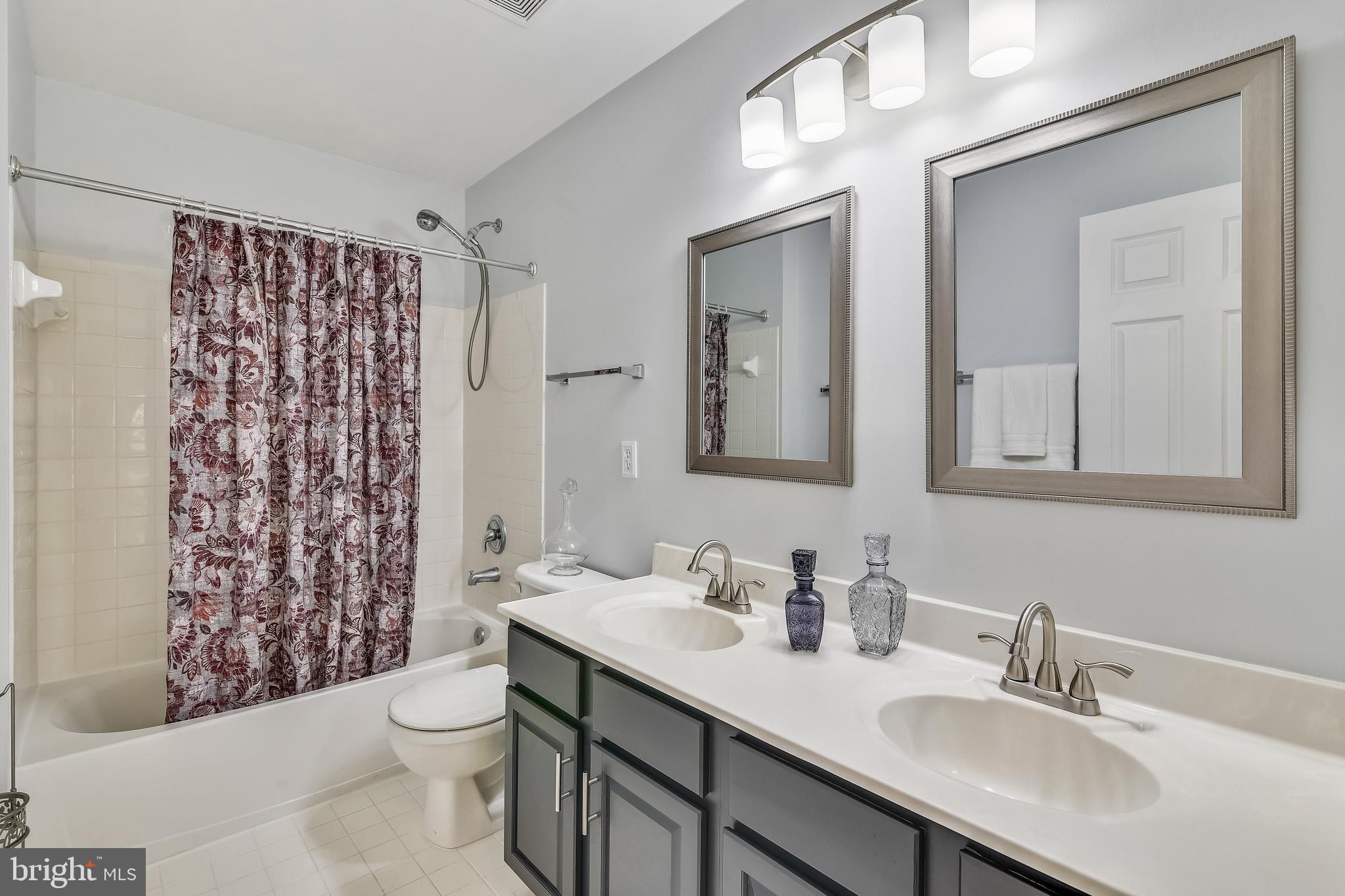 LOCUST GROVE - Residential