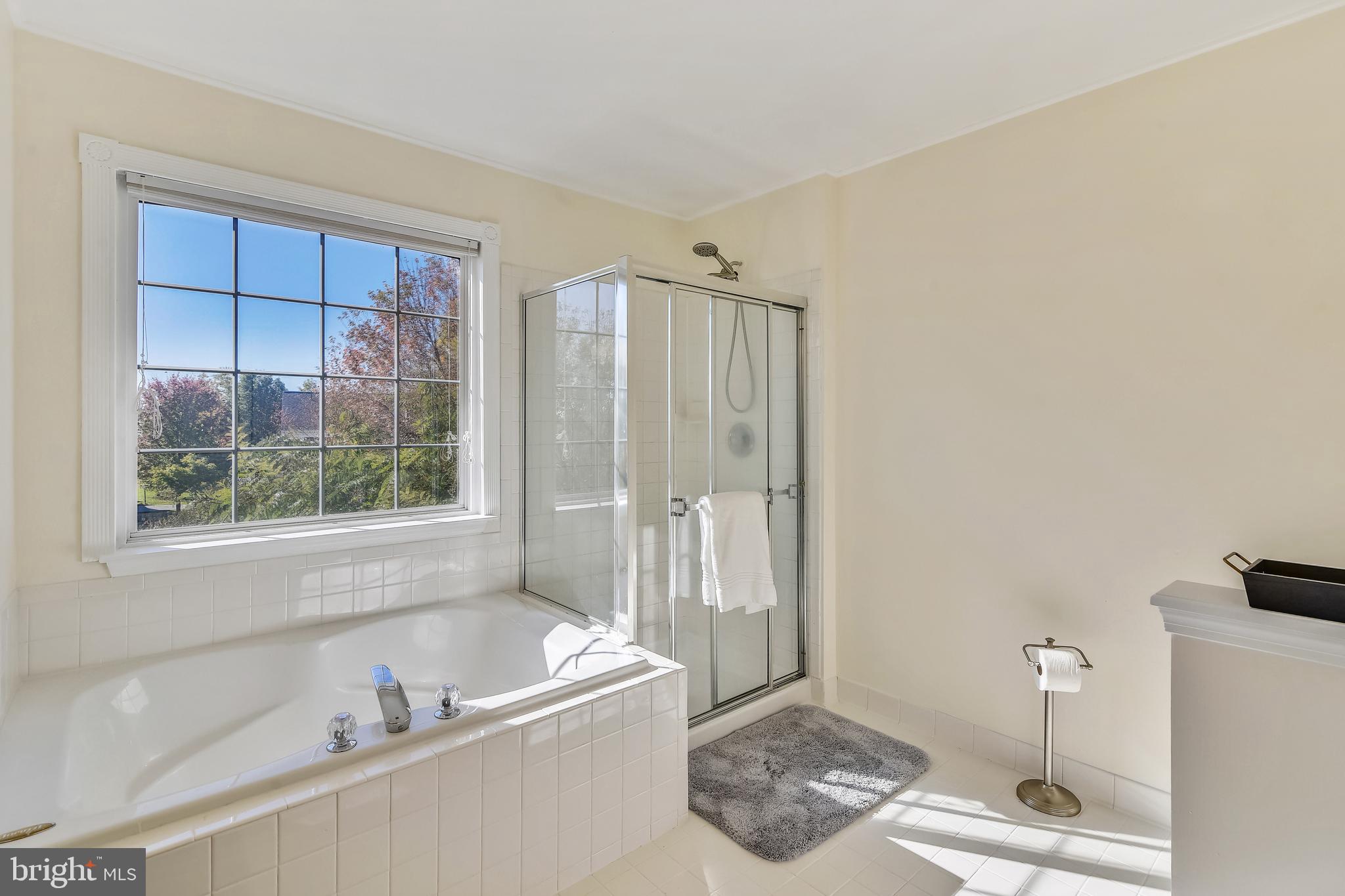 LOCUST GROVE - Residential