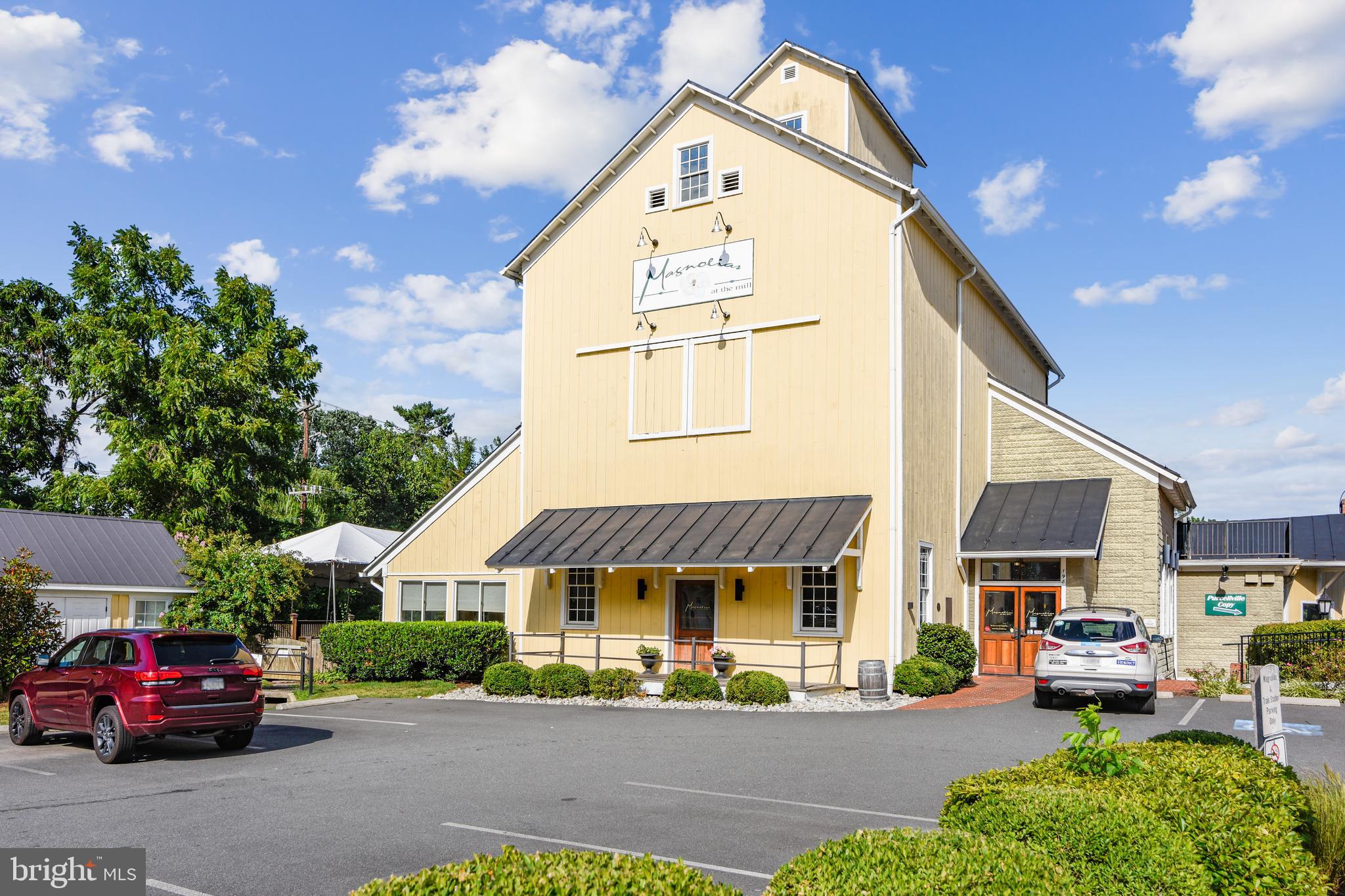 LOCUST GROVE - Residential