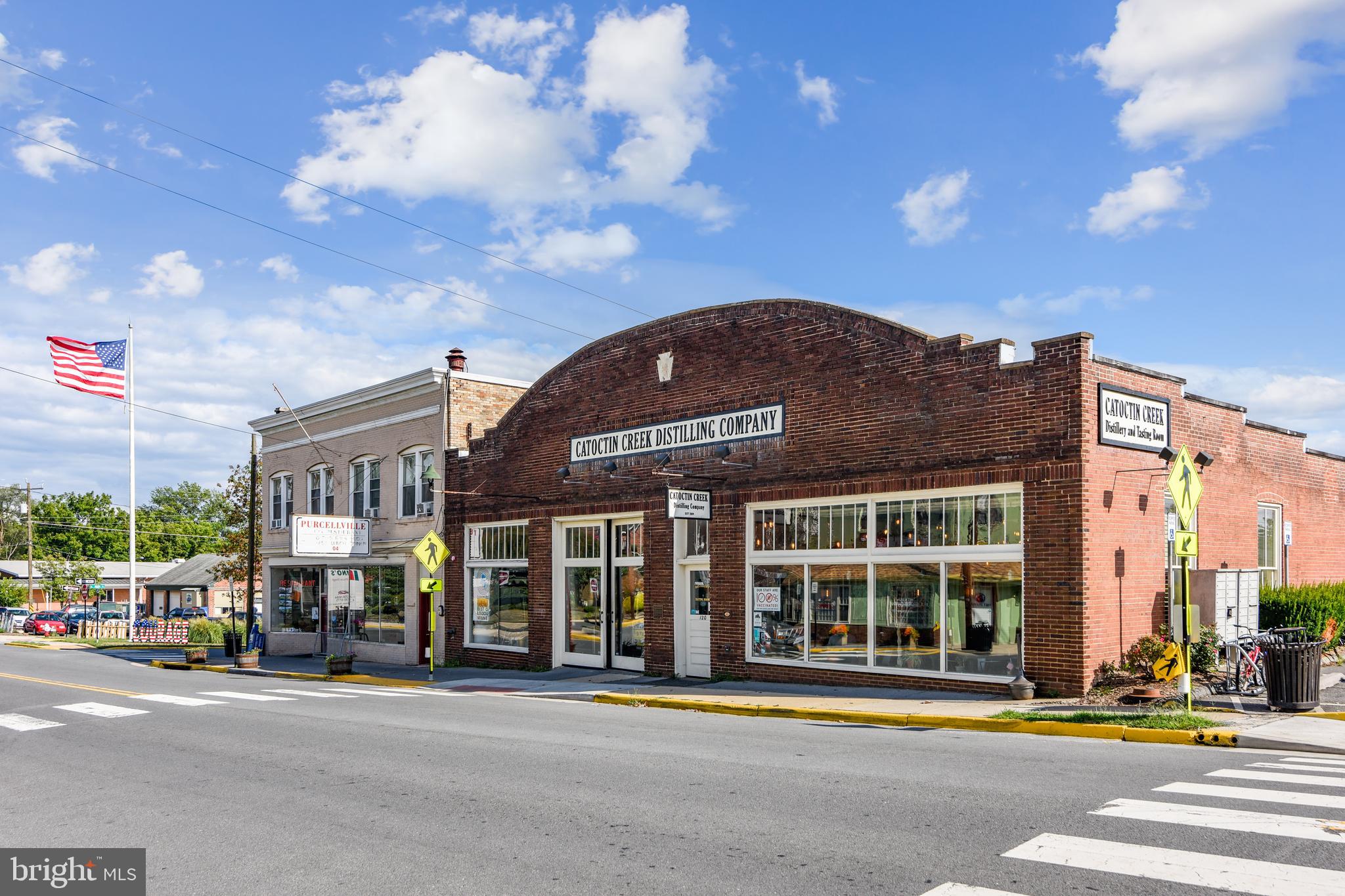 LOCUST GROVE - Residential