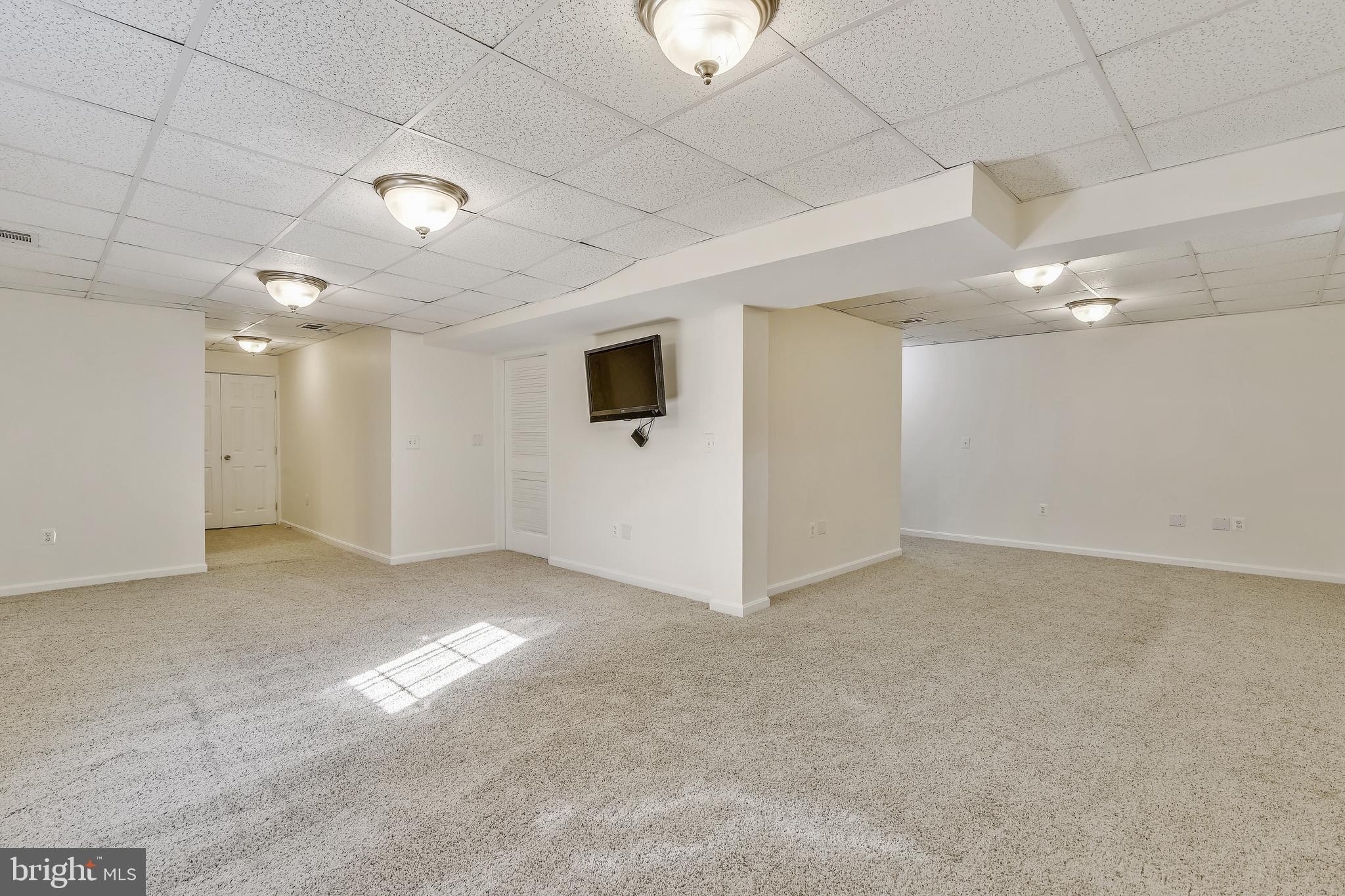 LOCUST GROVE - Residential