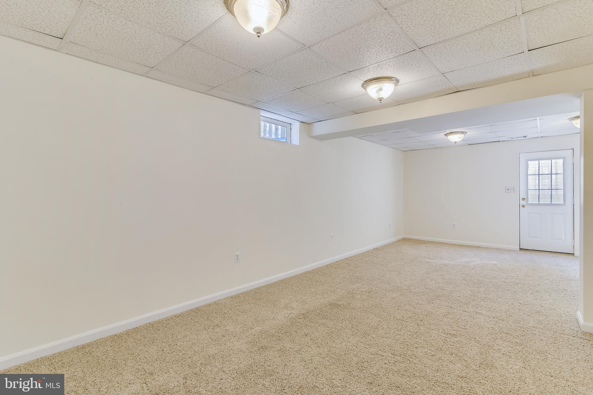 LOCUST GROVE - Residential