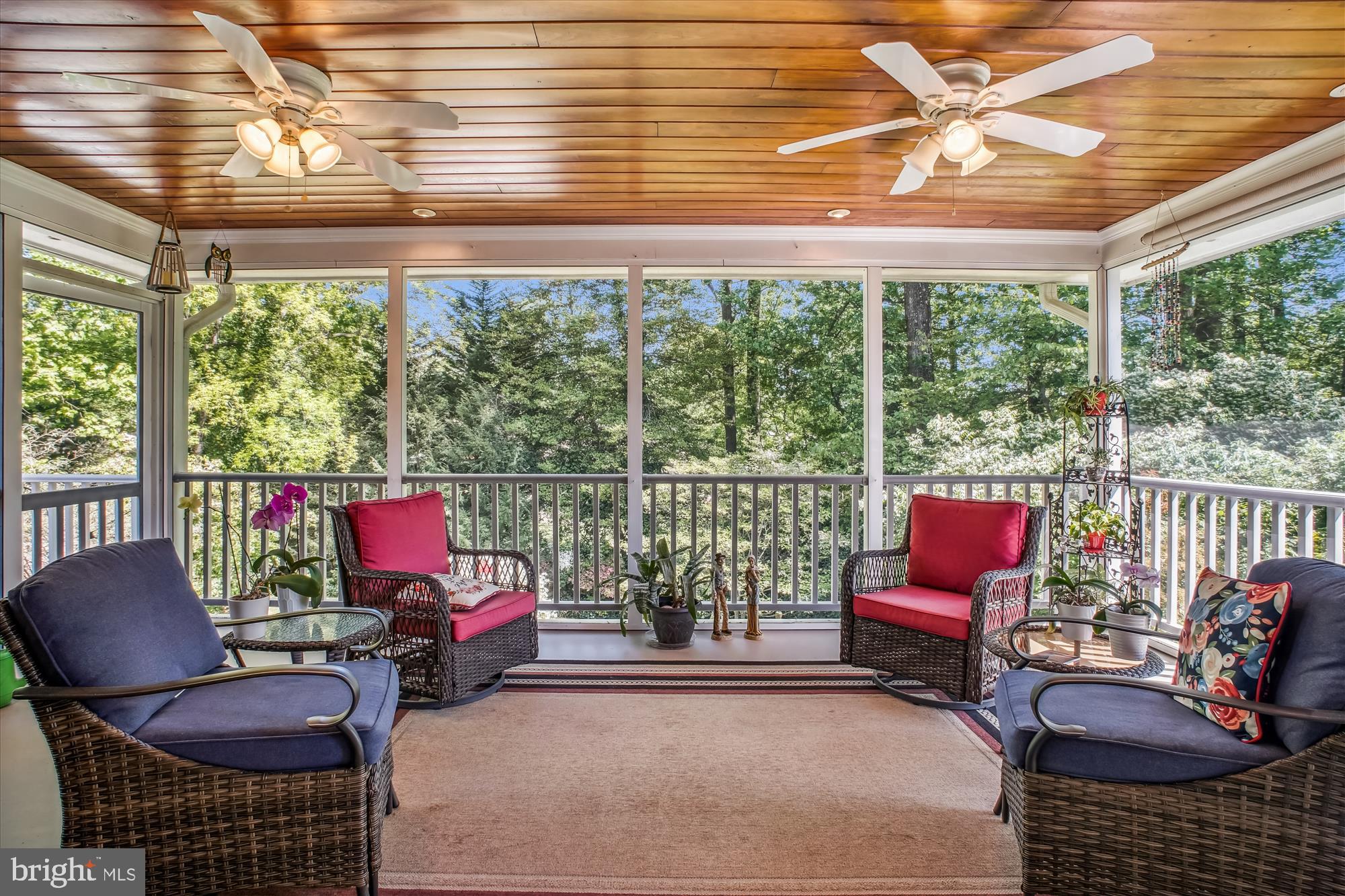 3109 VALLEY LANE