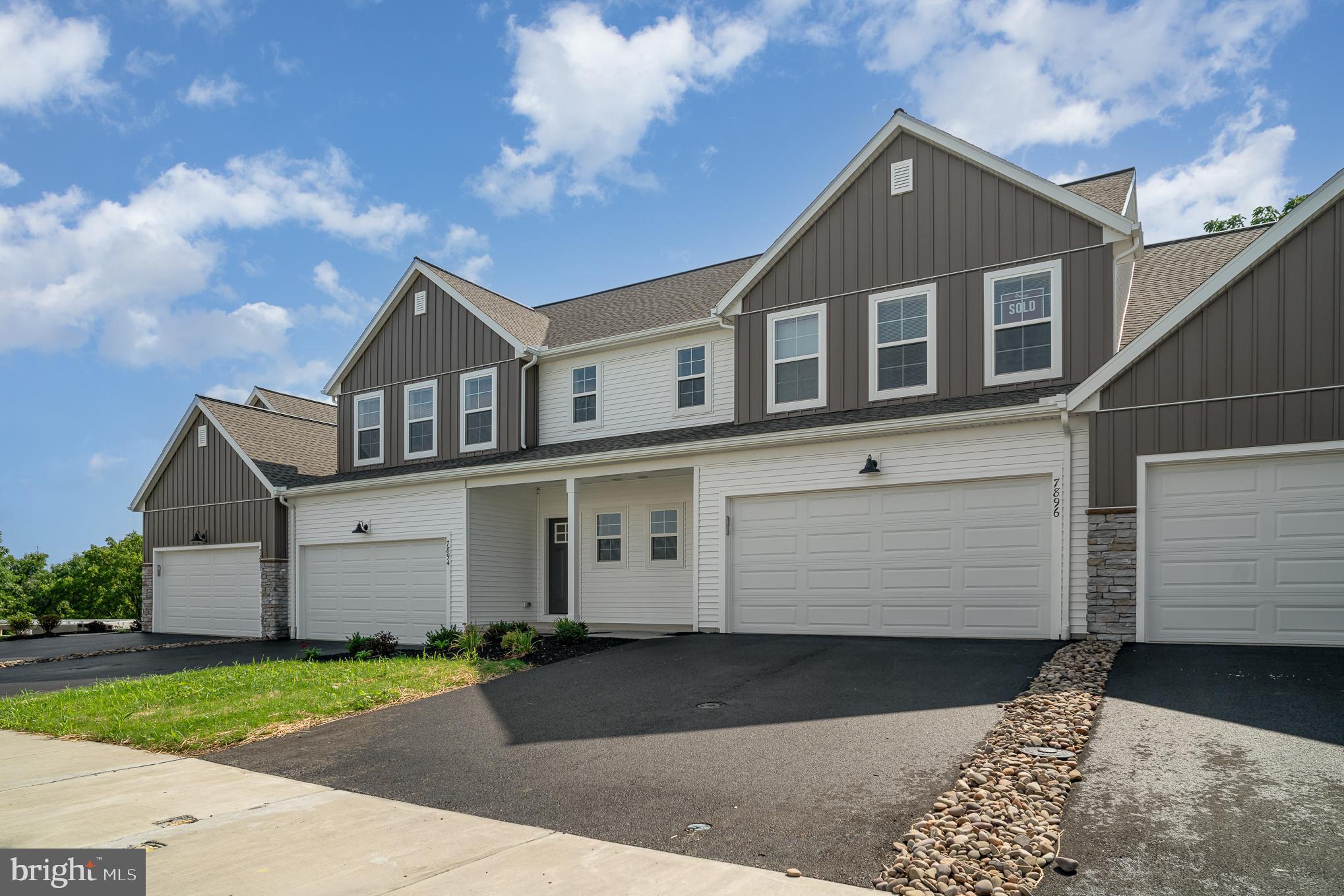 THE TOWNES AT BRIAR CREEK - Residential Lease