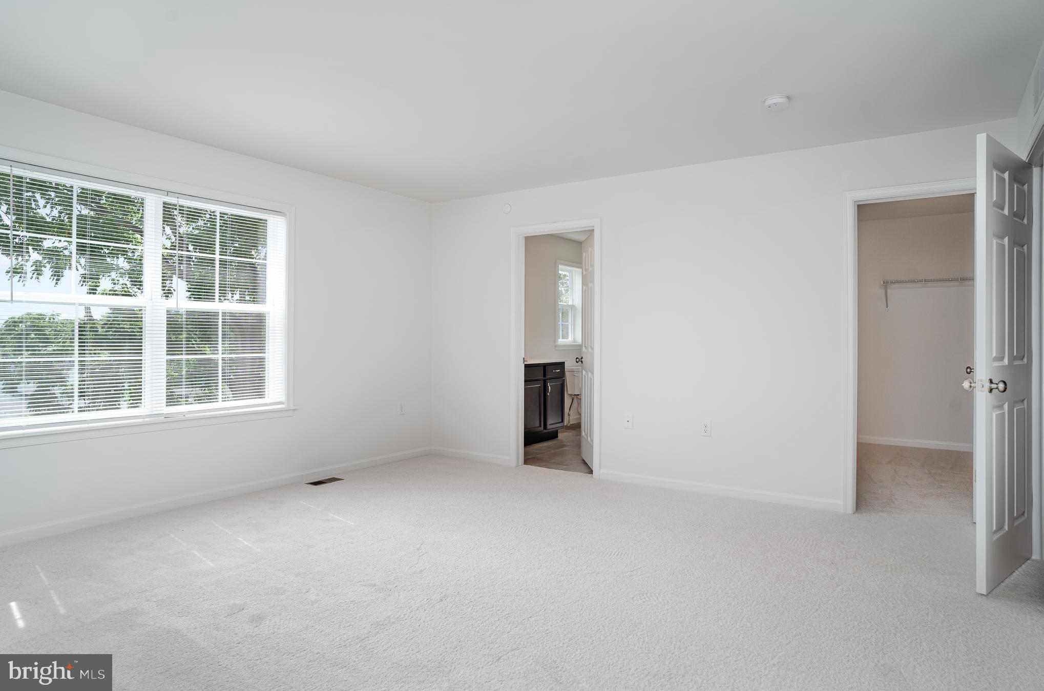 THE TOWNES AT BRIAR CREEK - Residential Lease