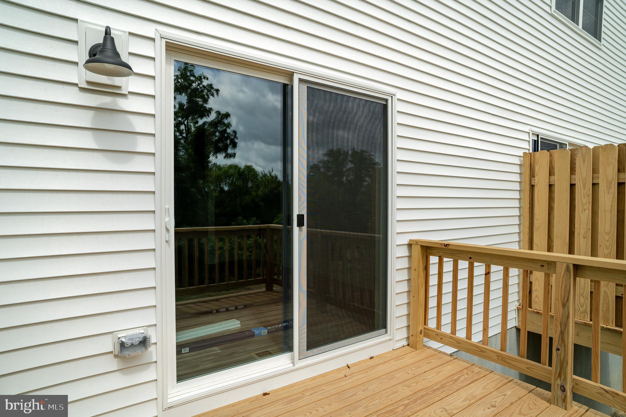 THE TOWNES AT BRIAR CREEK - Residential Lease