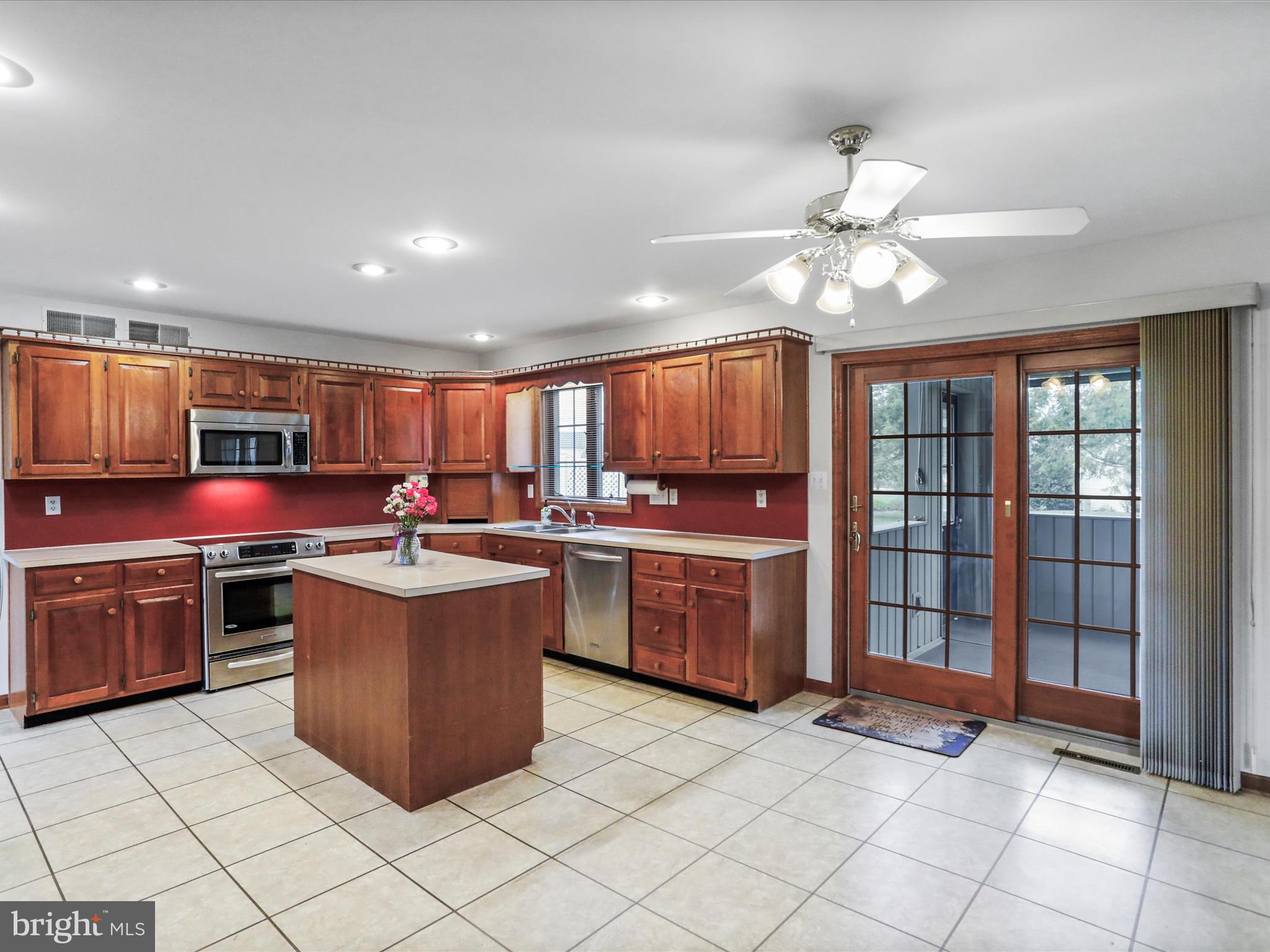 BEECHWOOD - Residential