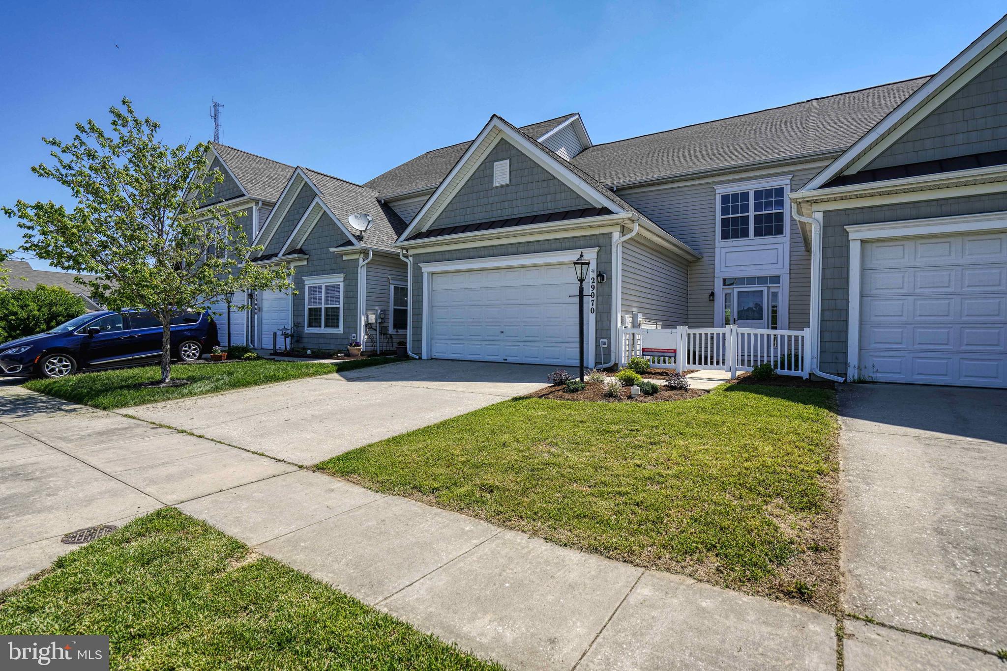 LAKELANDS AT EASTON - Residential