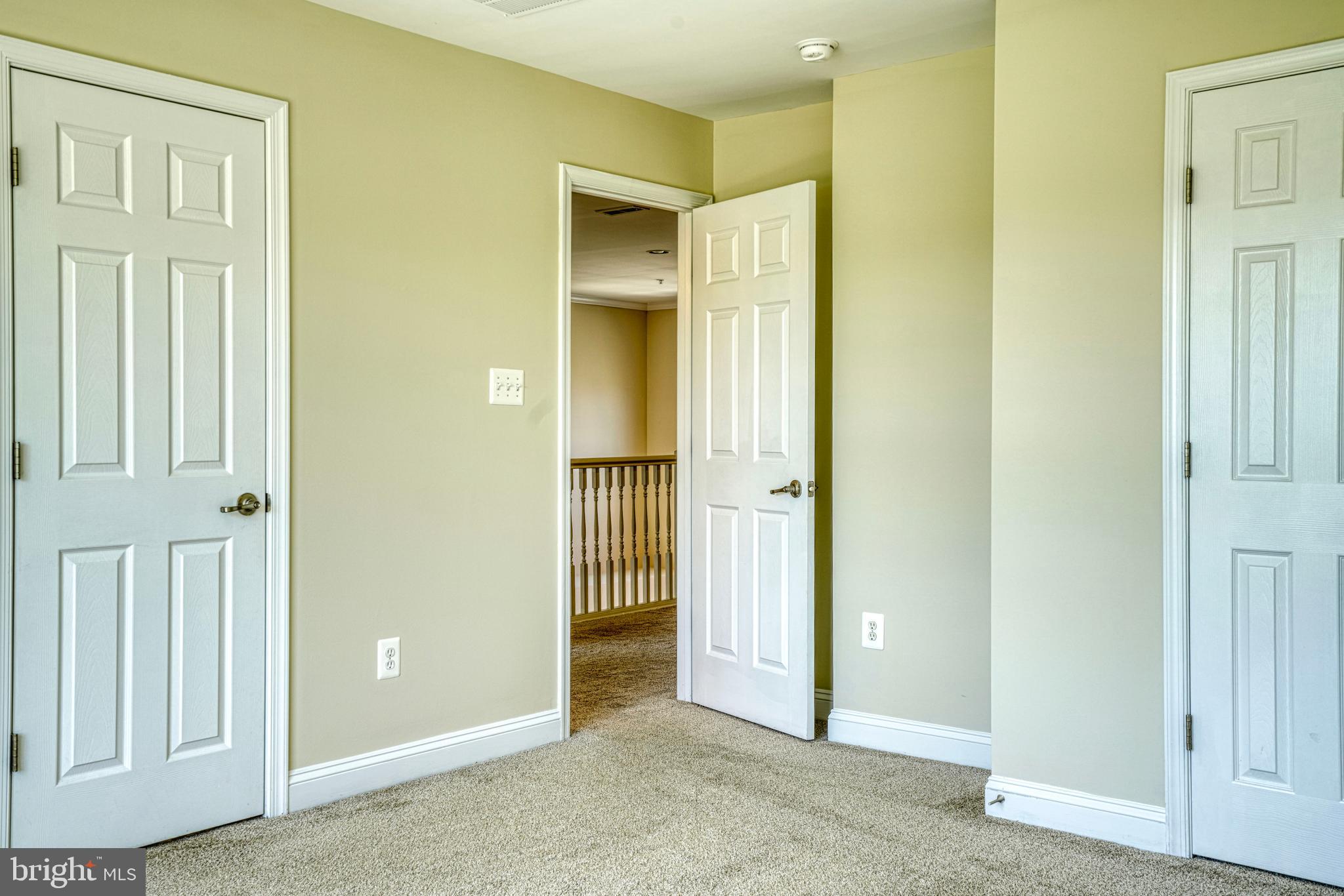 LAKELANDS AT EASTON - Residential