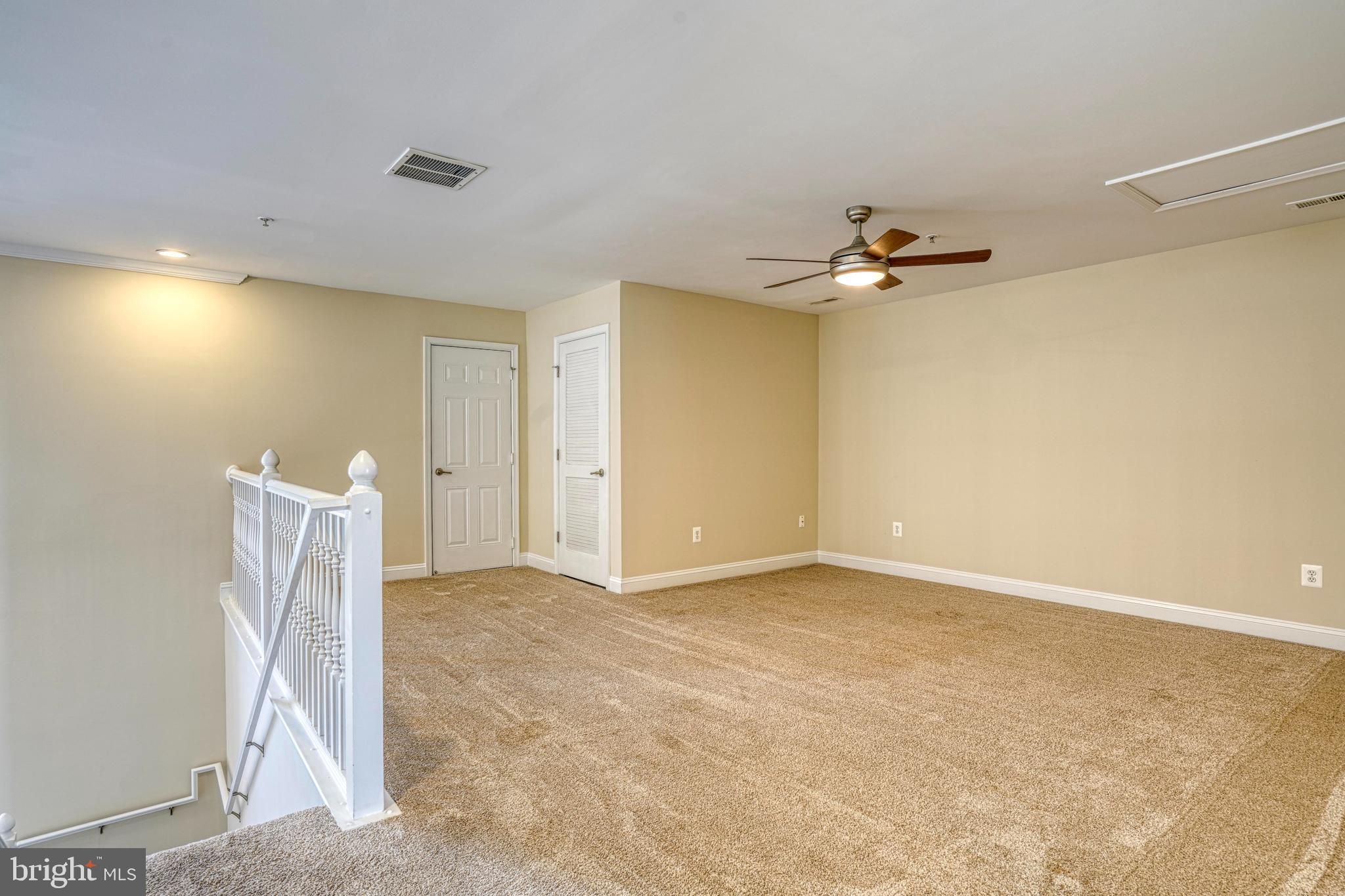 LAKELANDS AT EASTON - Residential