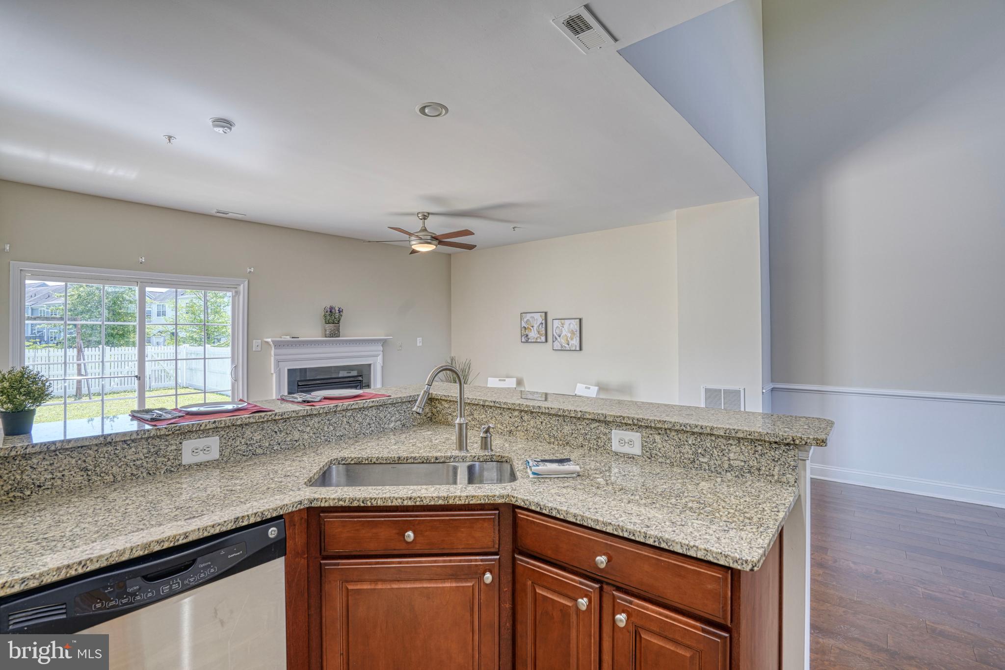 LAKELANDS AT EASTON - Residential