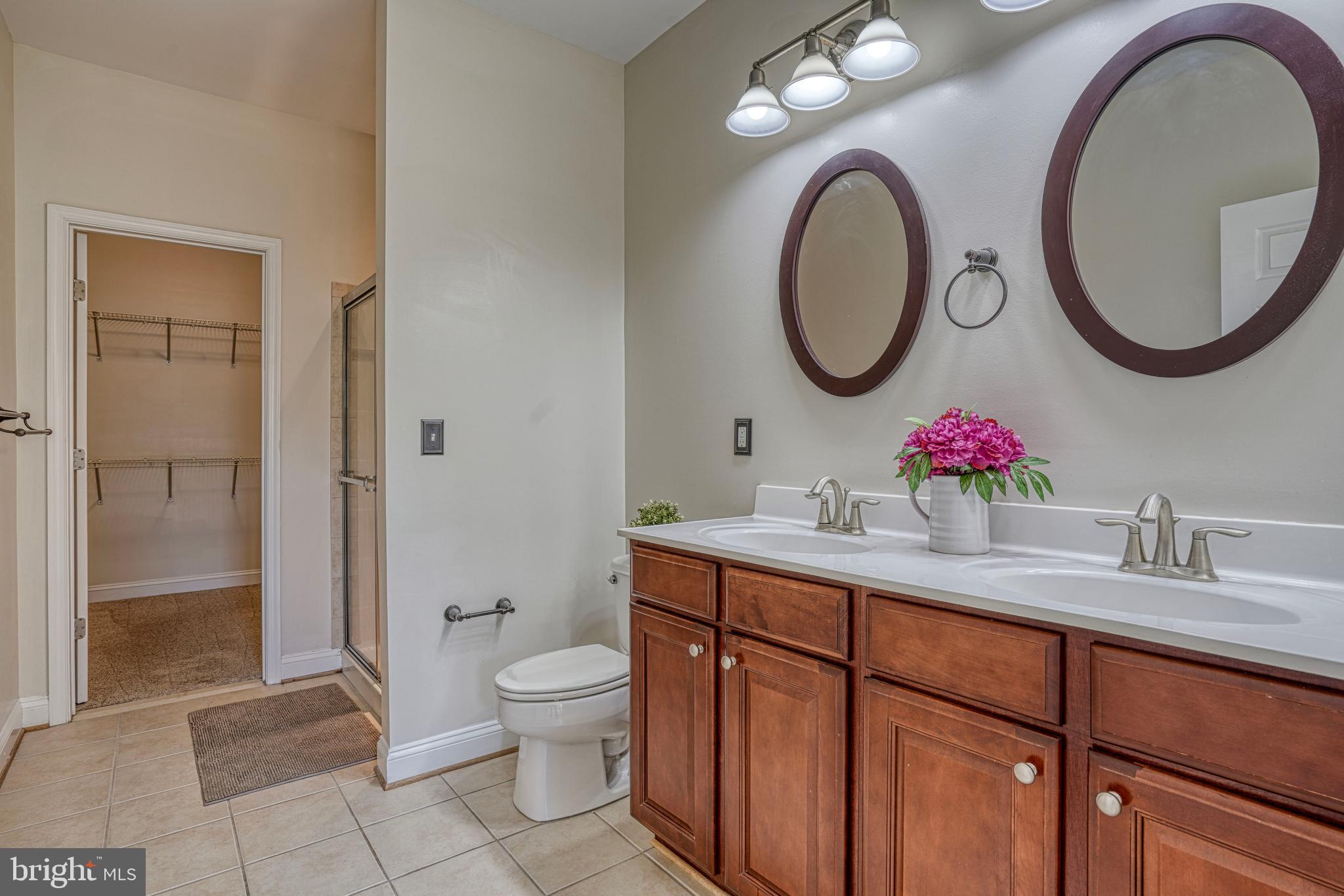 LAKELANDS AT EASTON - Residential