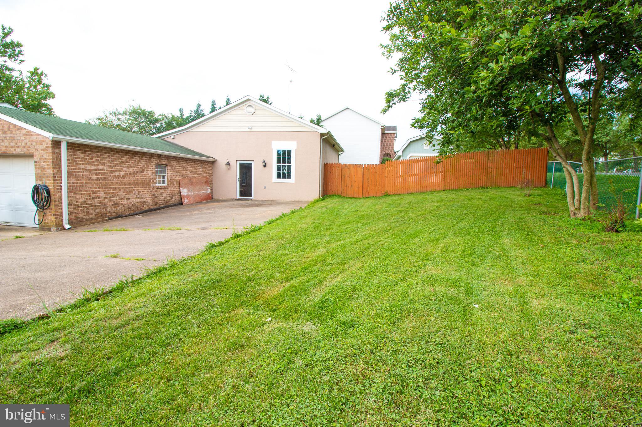 SUNNY VIEW - Residential Lease