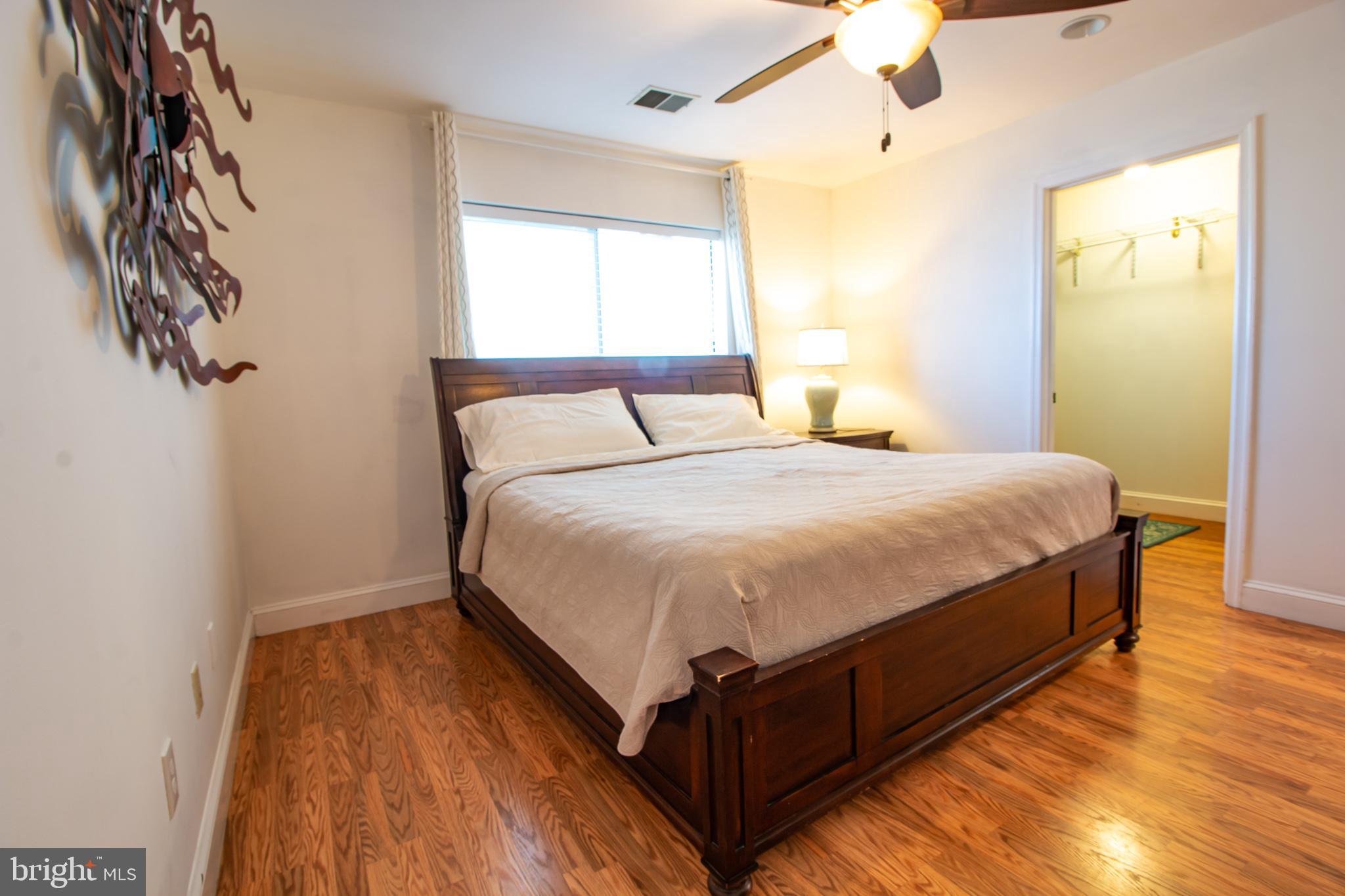 SUNNY VIEW - Residential Lease