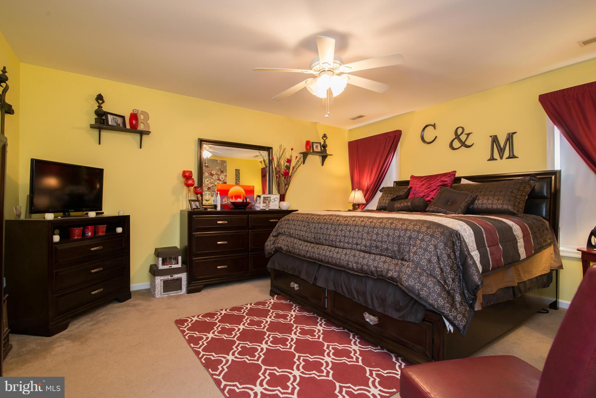 BRIAR RUN - Residential