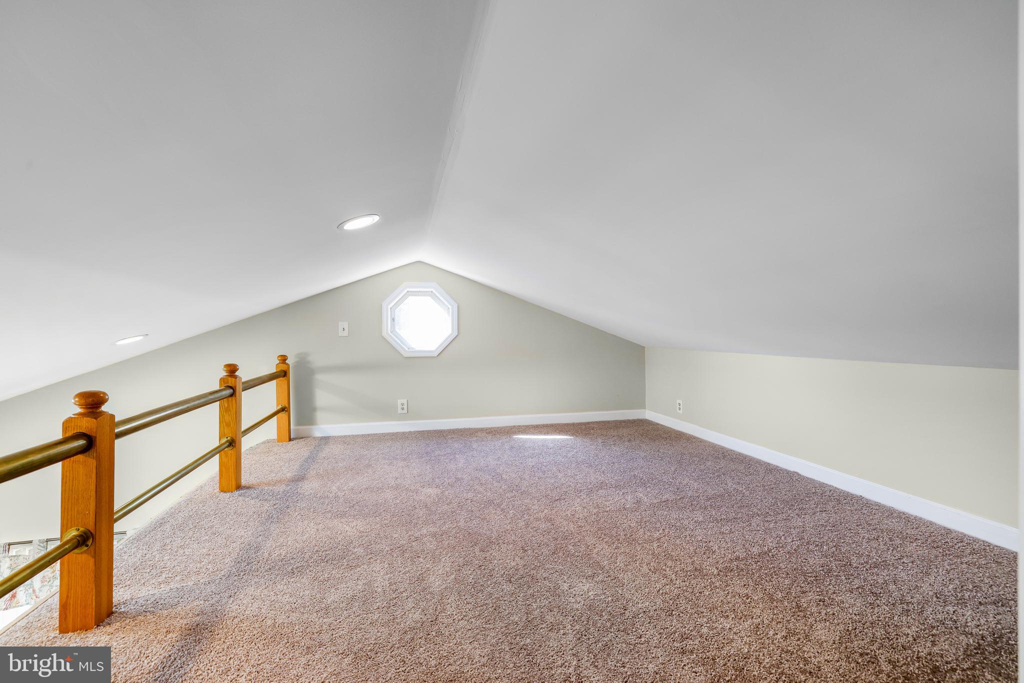 HIGHLAND WEST - Residential