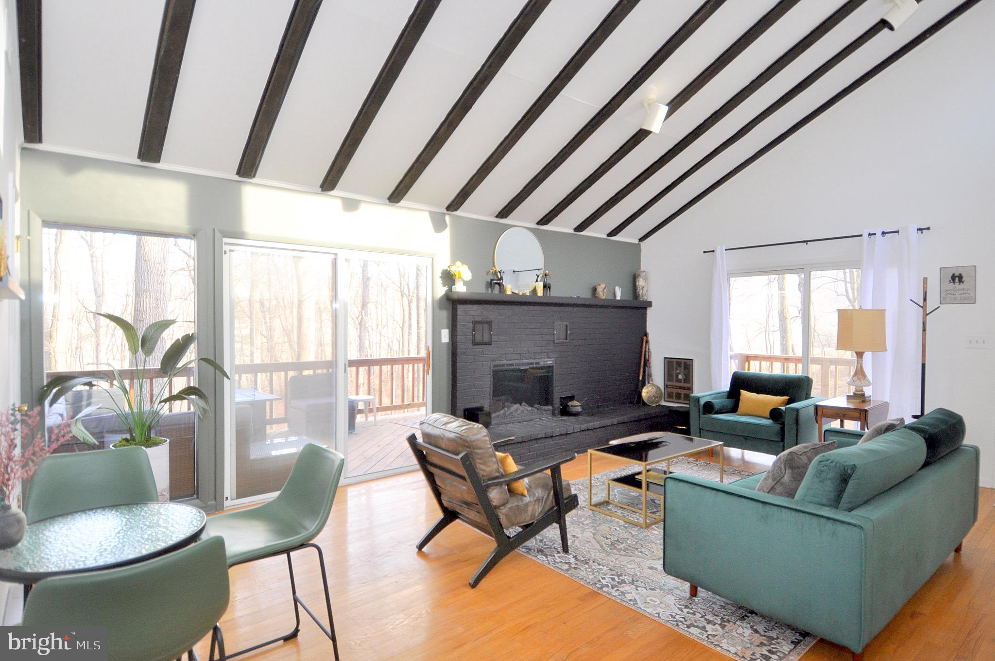 COOLFONT MOUNTAINSIDE - Residential