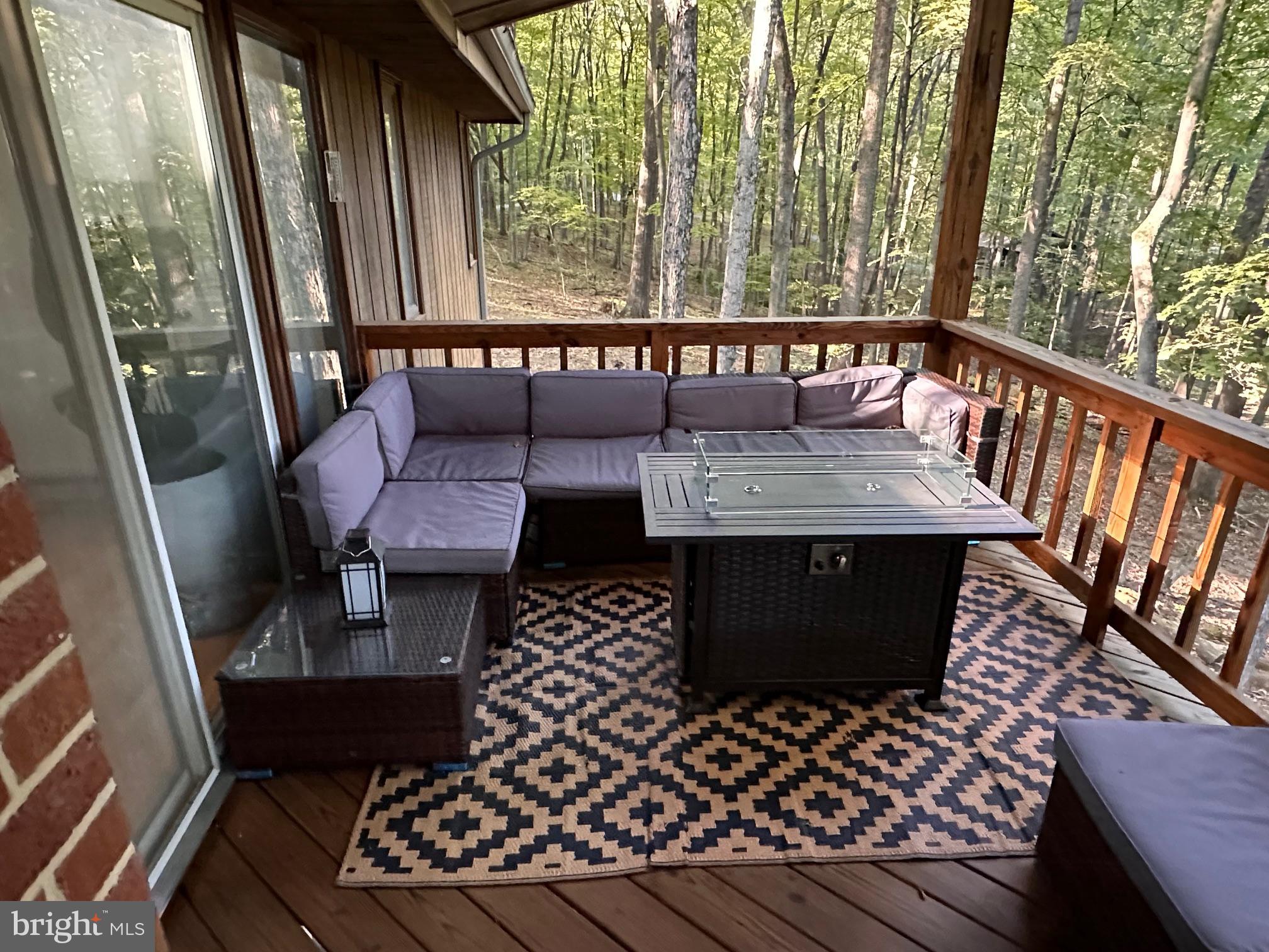 COOLFONT MOUNTAINSIDE - Residential