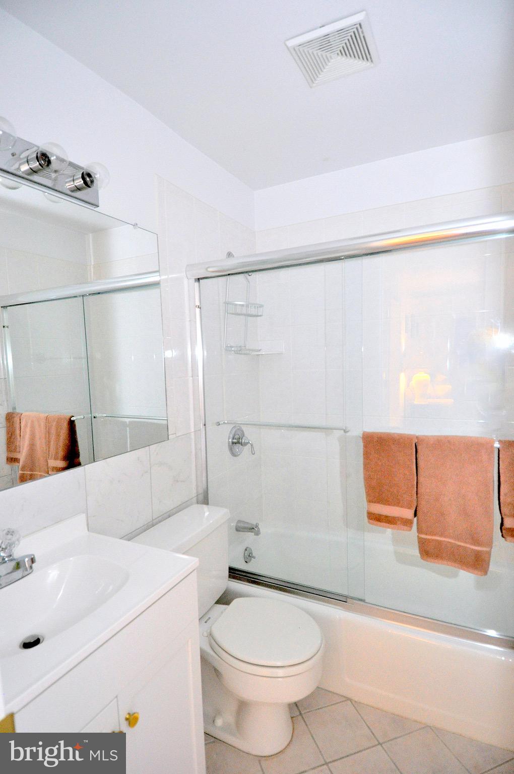 COOLFONT MOUNTAINSIDE - Residential