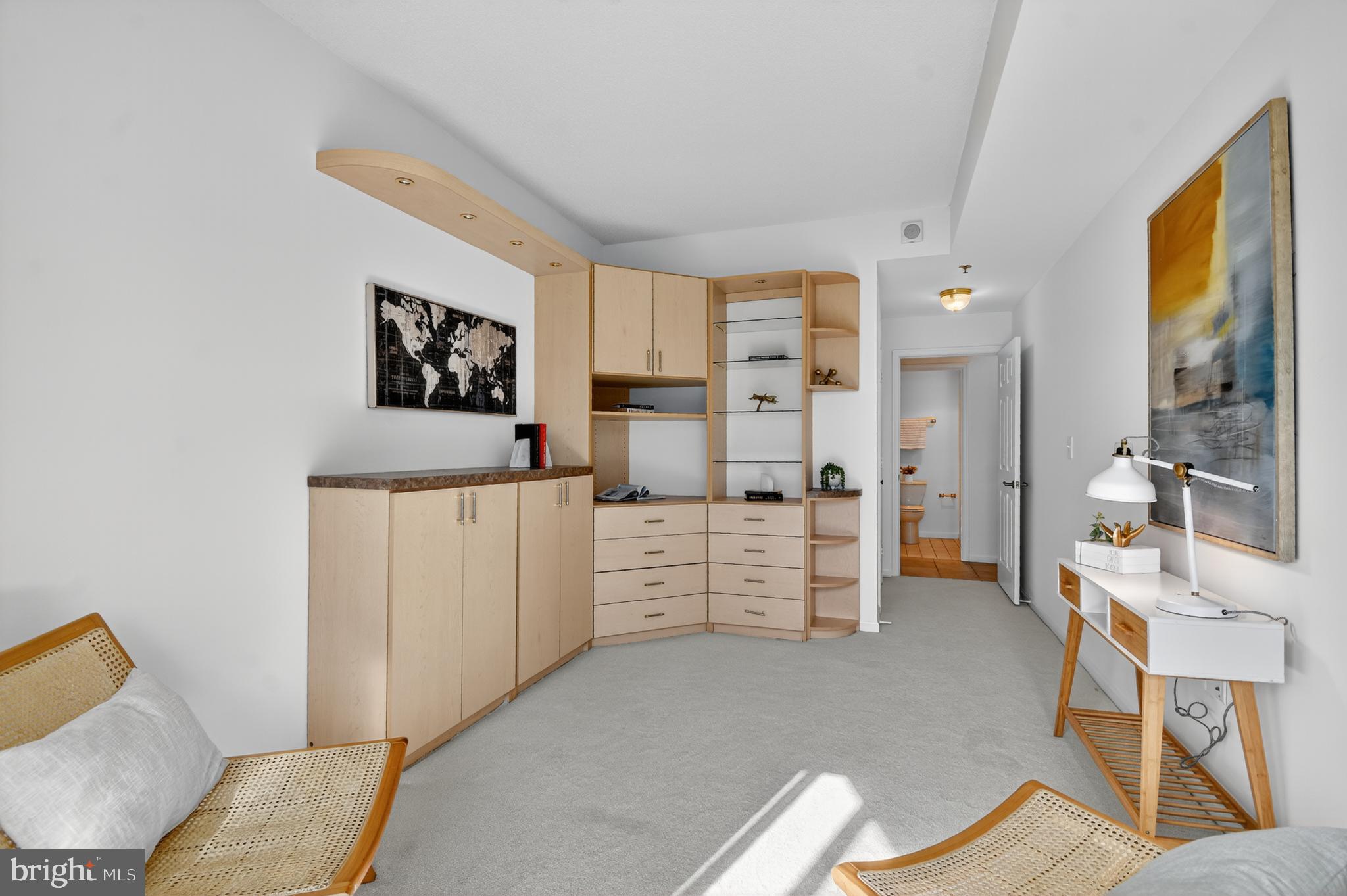 TURNBERRY COURTS AT LEIS - Residential