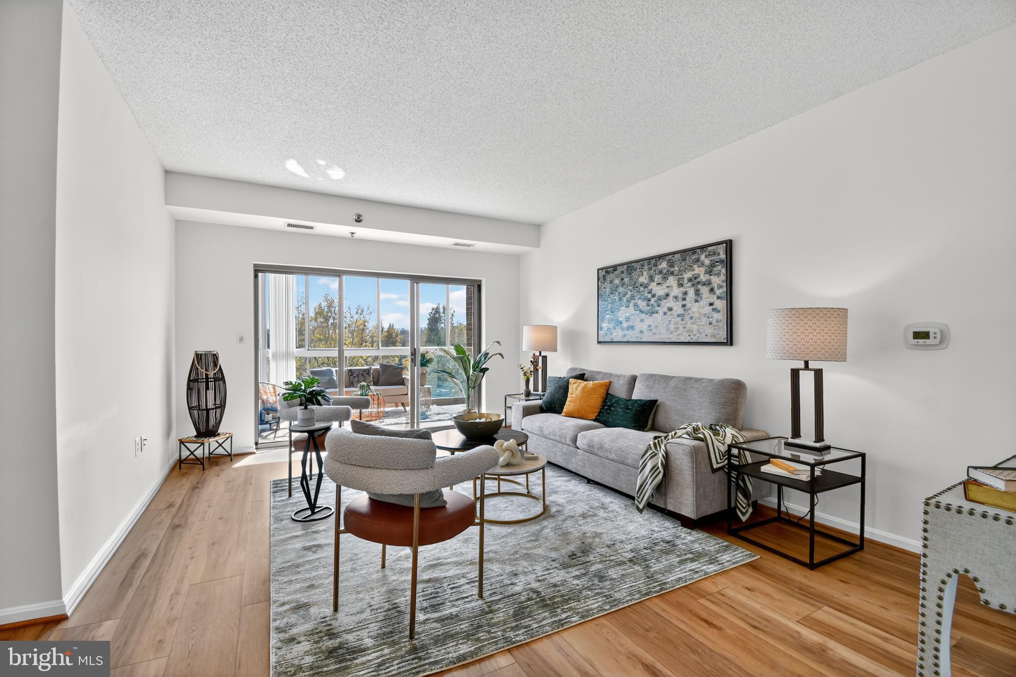 TURNBERRY COURTS AT LEIS - Residential