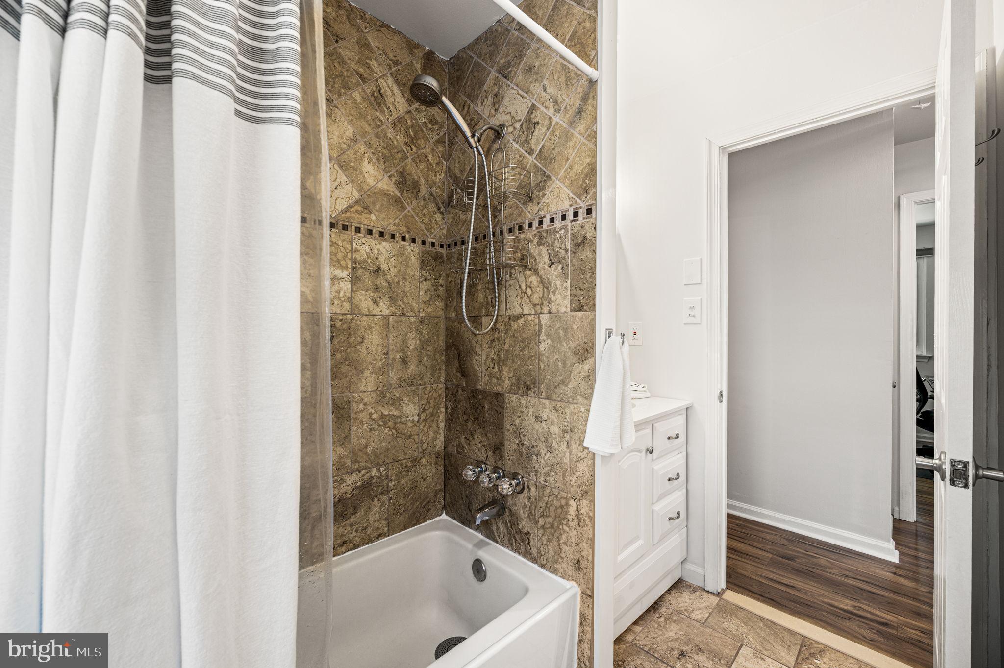 BRANDYWINE GREENE - Residential