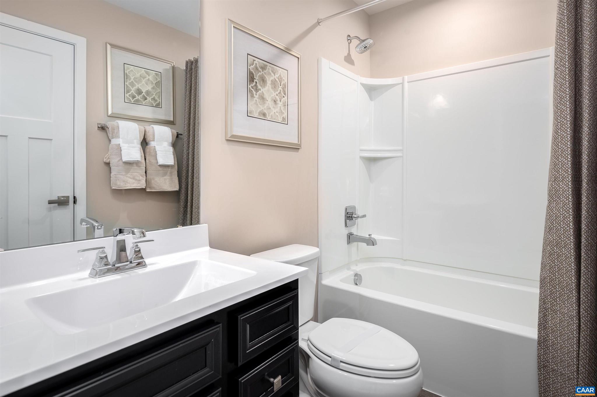 HOLLYMEAD TOWN CENTER - Residential