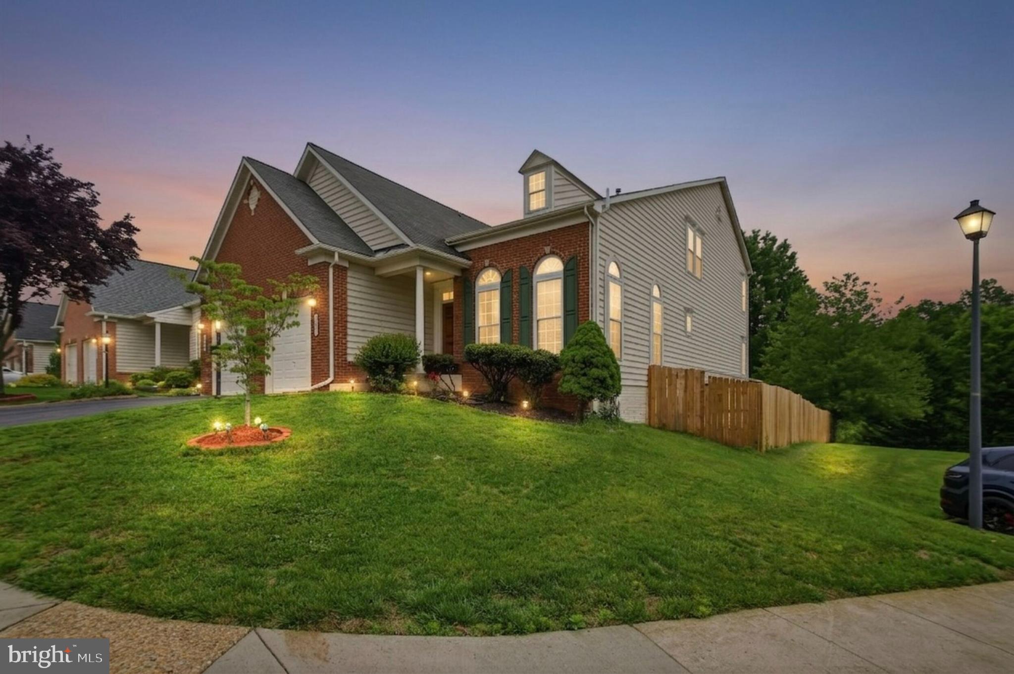 7385 CLUSTER HOUSE WAY