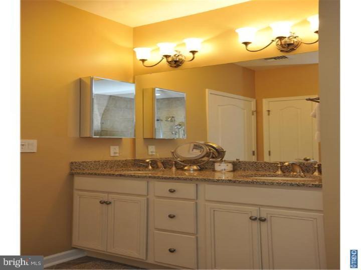 HUNTINGDON PLACE - Residential