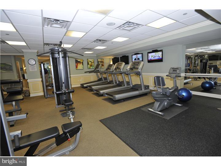 HUNTINGDON PLACE - Residential