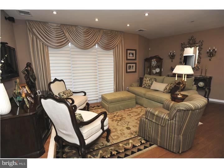 HUNTINGDON PLACE - Residential