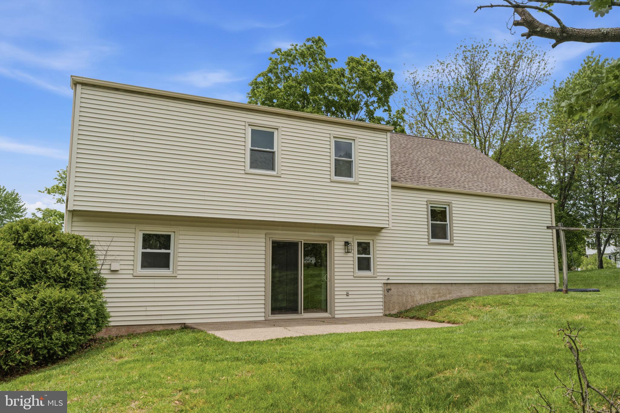 PALOMINO GLEN - Residential