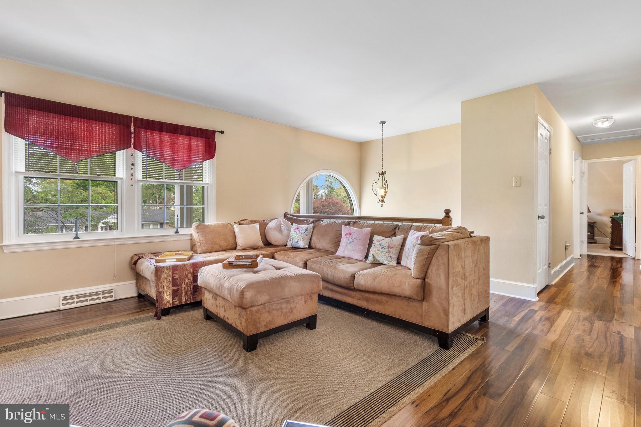 COLONIAL PARK - Residential