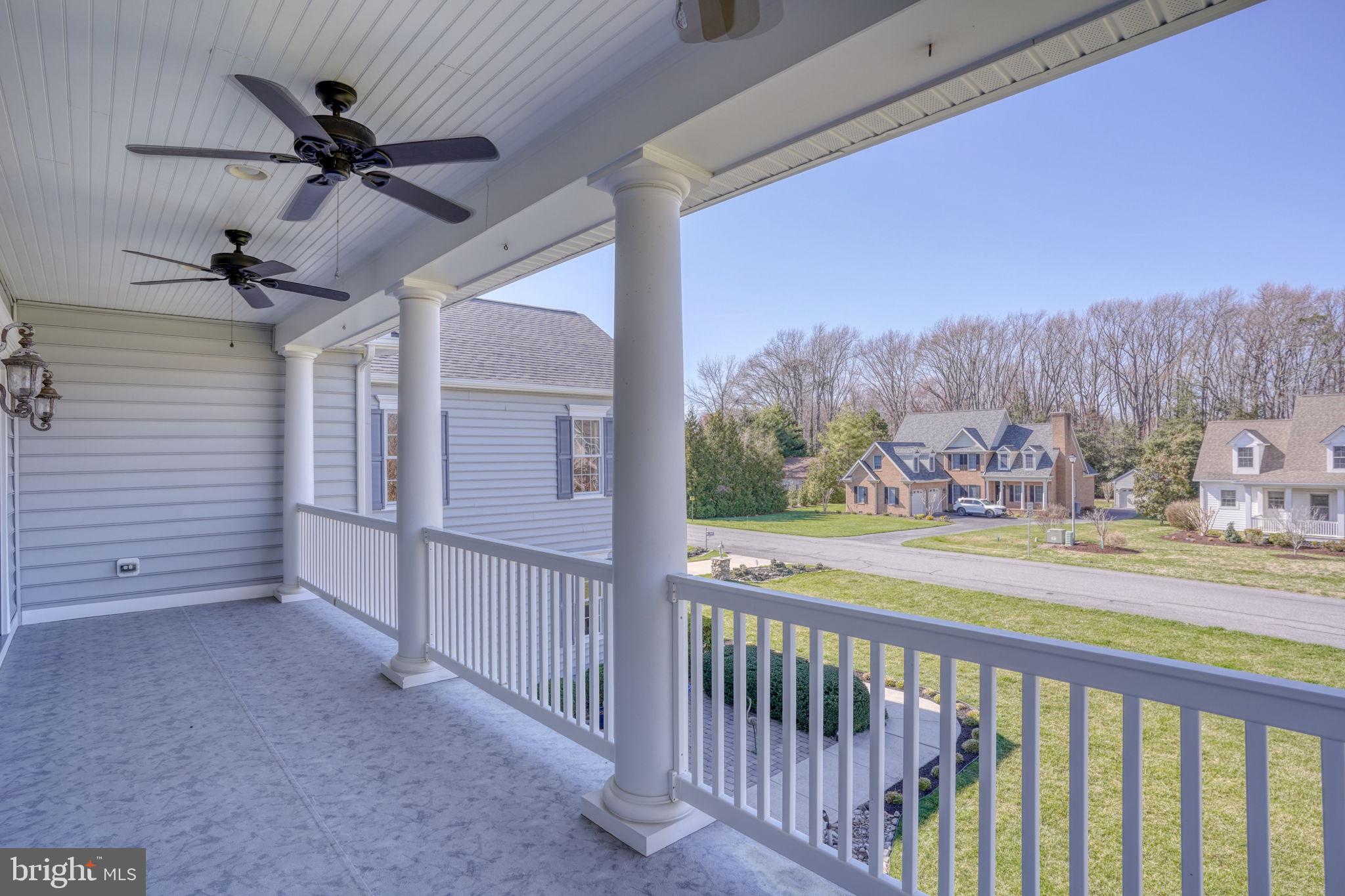 WOLFE POINTE - Residential