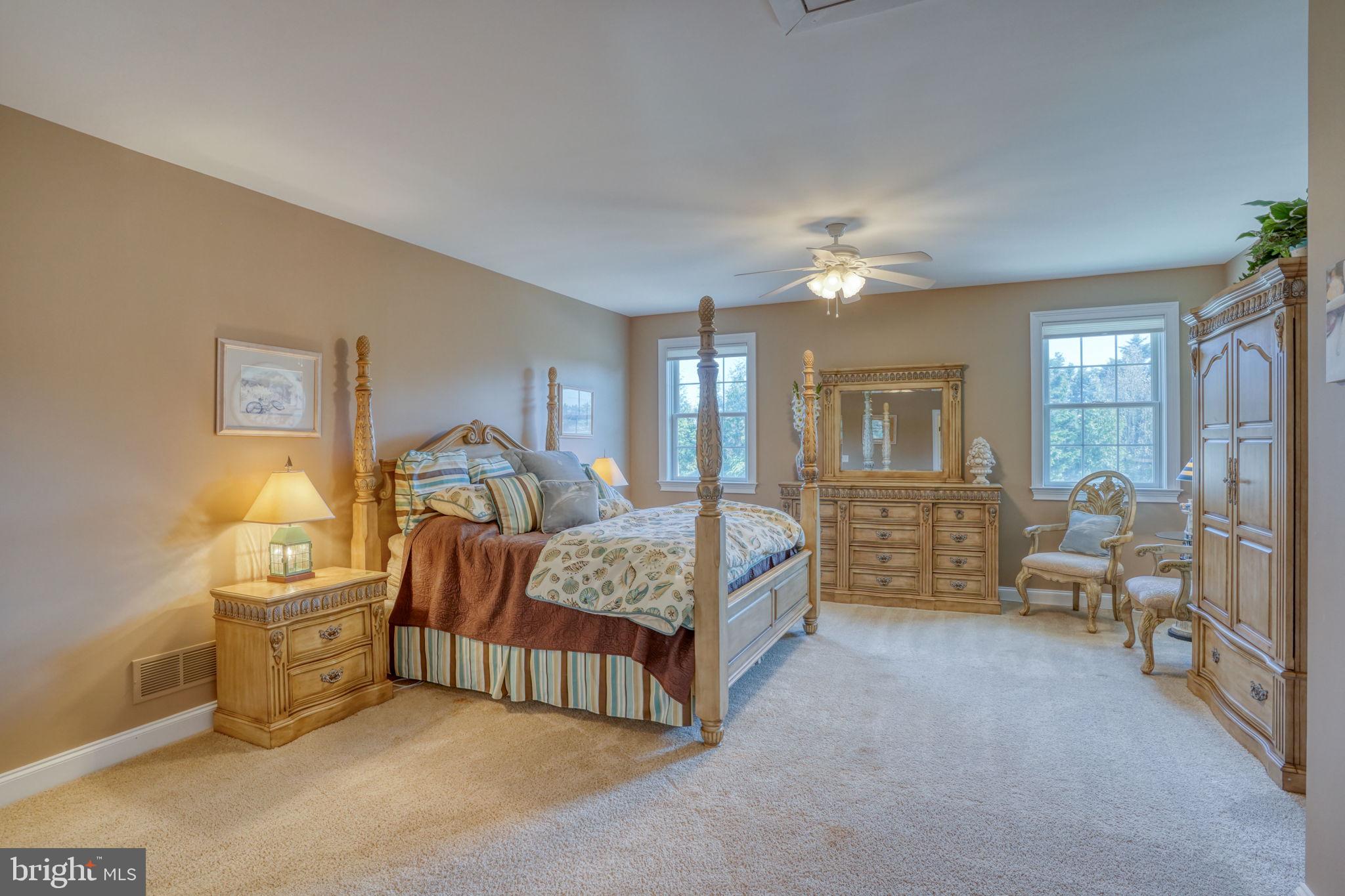 WOLFE POINTE - Residential