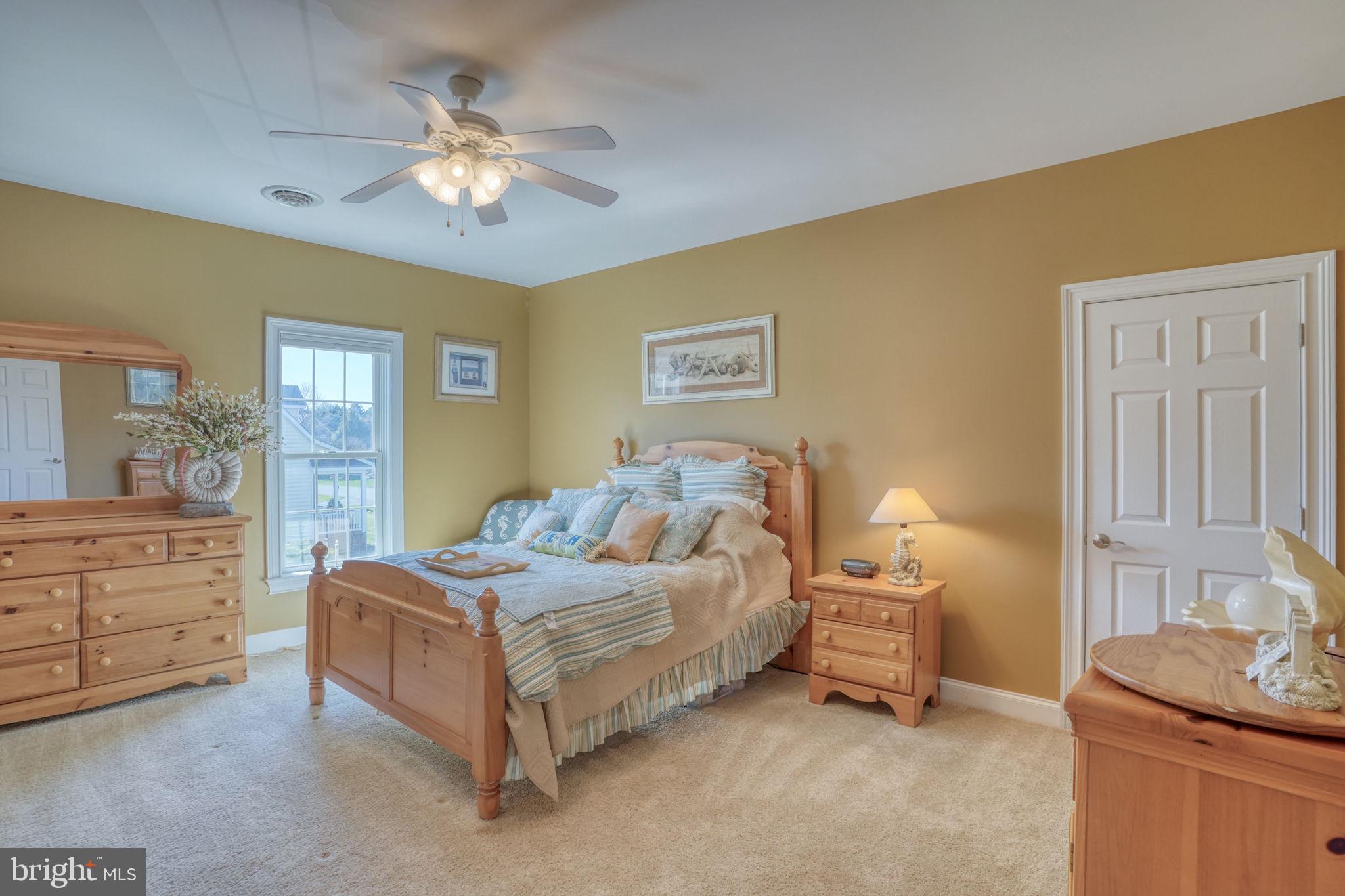 WOLFE POINTE - Residential