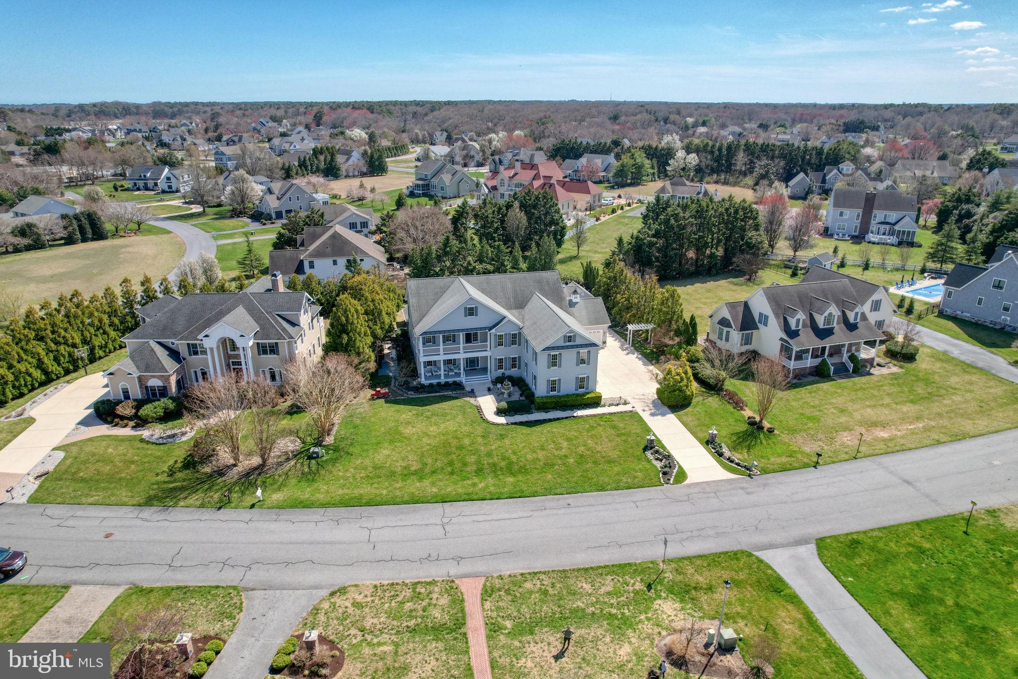 WOLFE POINTE - Residential